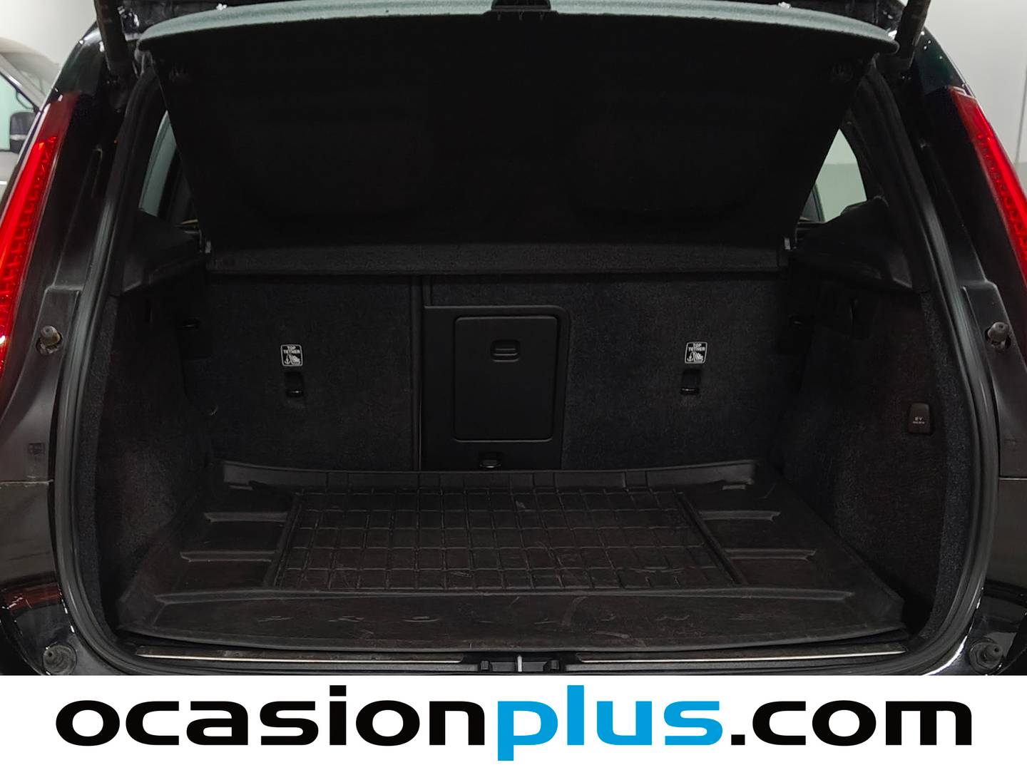 Fotos maletero Volvo XC40 Volvo XC40 T3 Business Plus (163 CV)