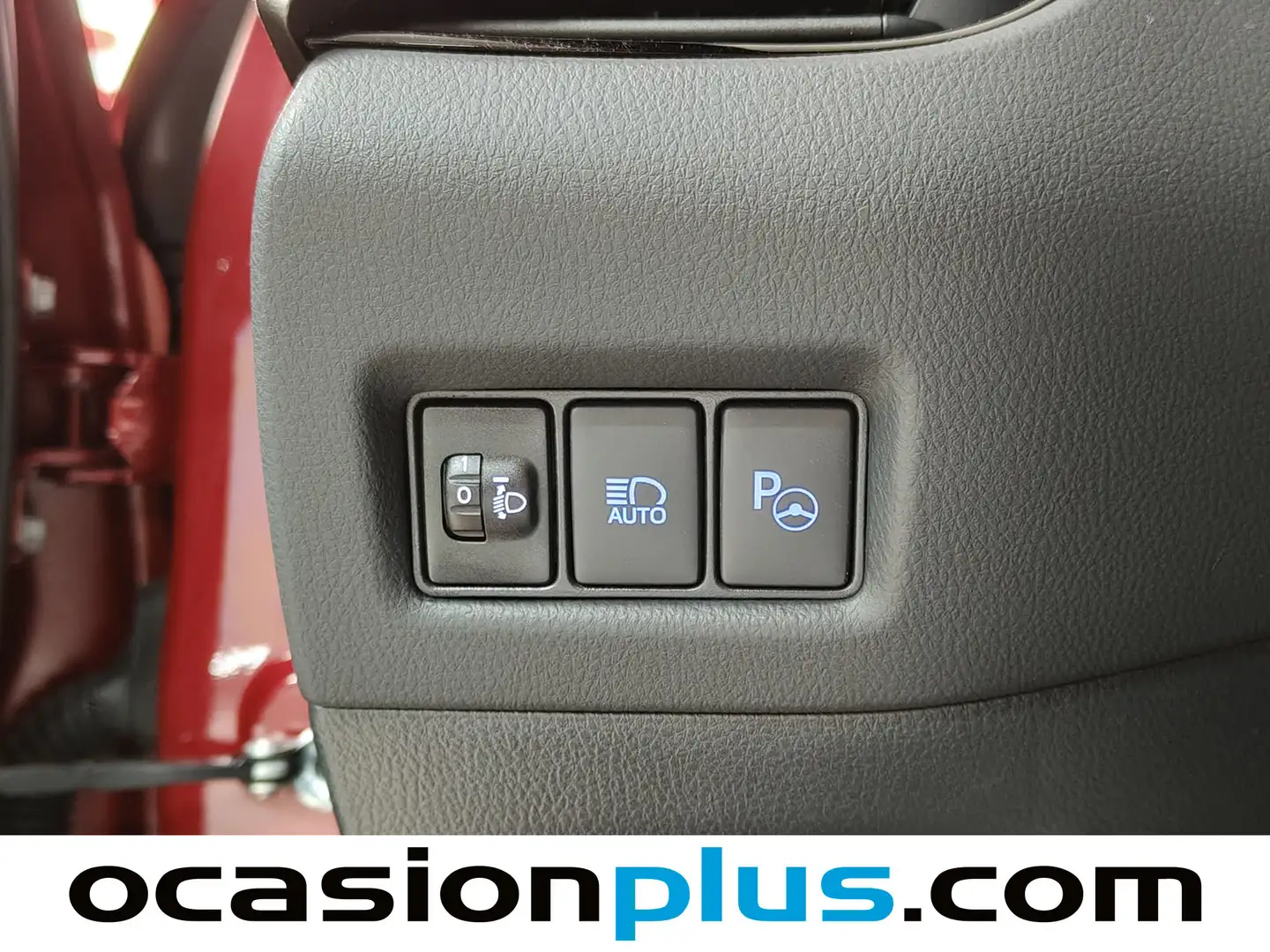 Foto Toyota C-HR Toyota C-HR 1.8 125H Advance  (122 CV)