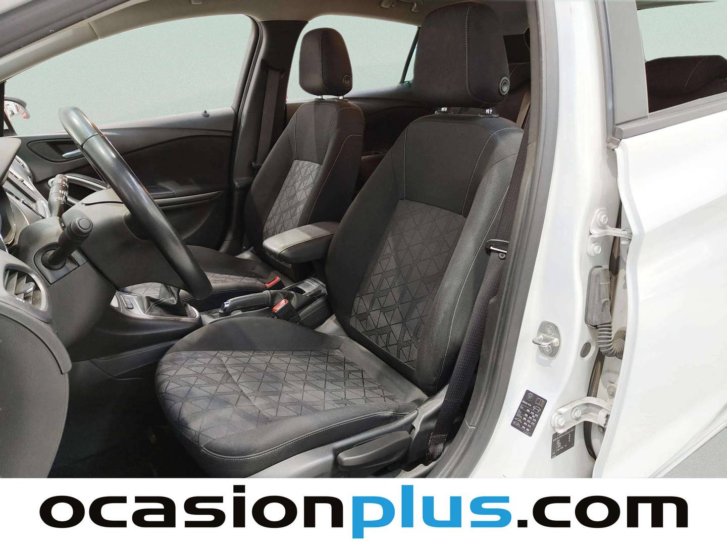 Foto asientos delanteros Opel Astra Opel Astra 1.6 CDTI 120 Aniversario (110 CV)