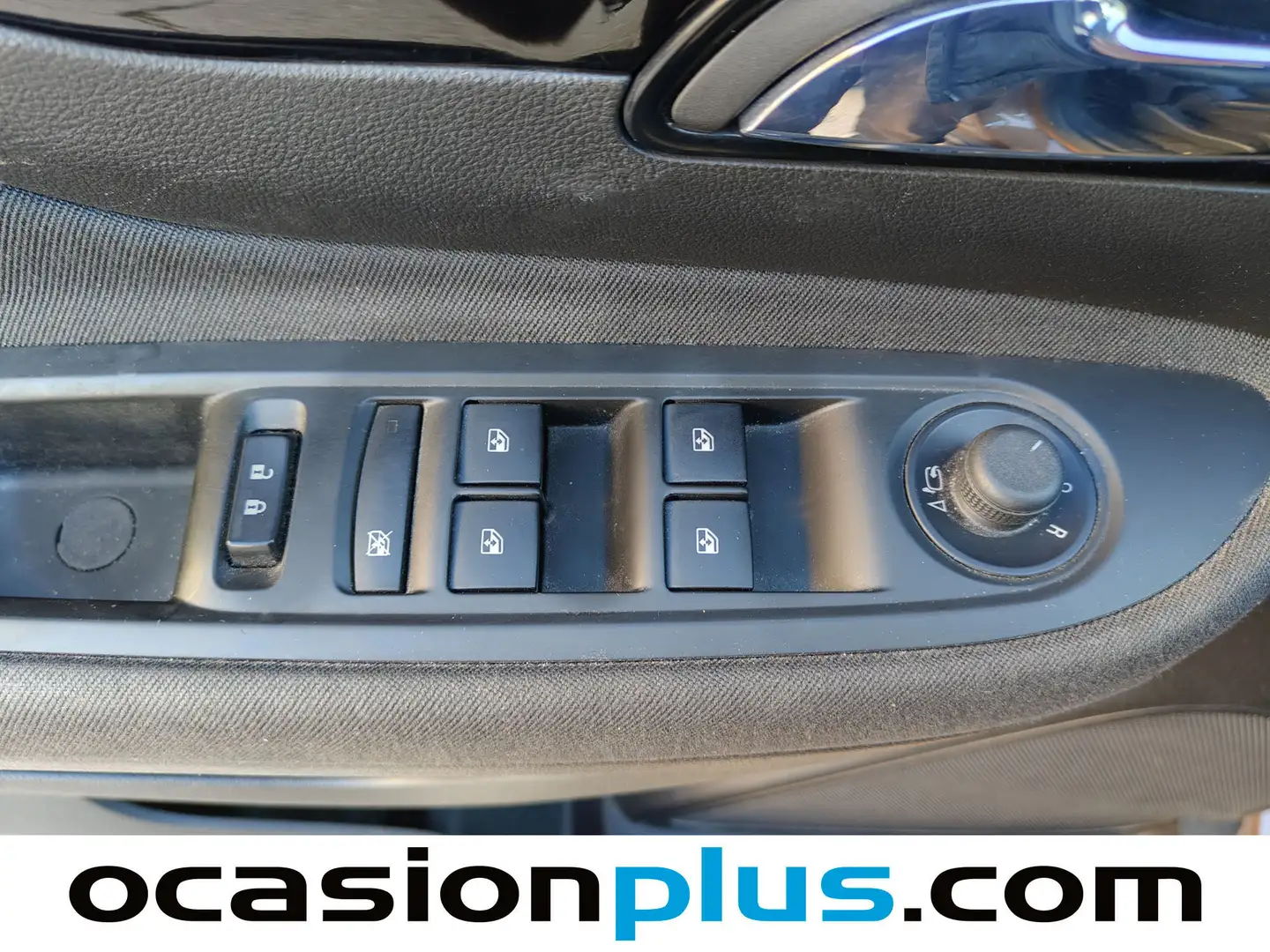 Foto Opel Mokka X Opel Mokka X 1.4 T S&S Selective 4x2 (140 CV)