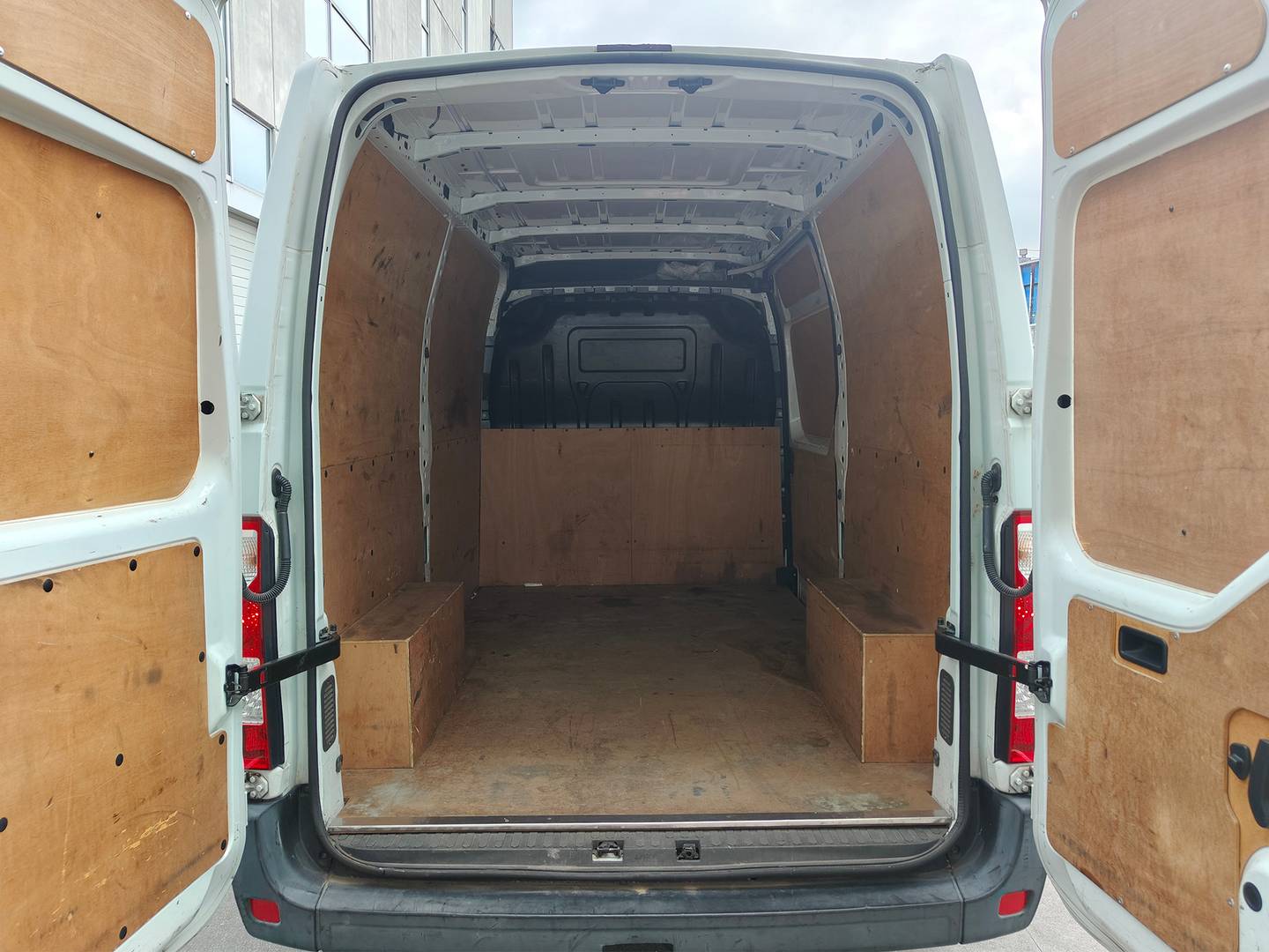Foto asientos traseros Renault Master Renault Master Furgon Furgon dCi 135 T Energy TT L2H2 3500 (135 CV)