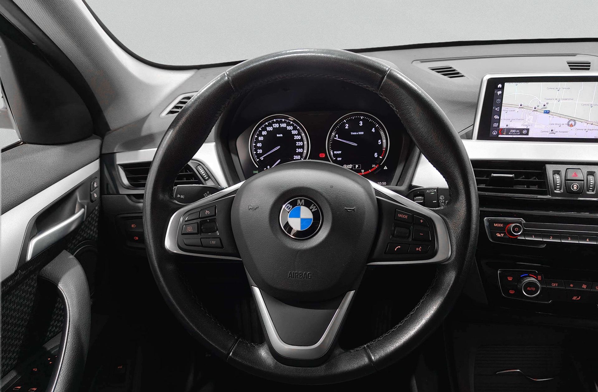 BMW X1 sDrive18d - foto 25