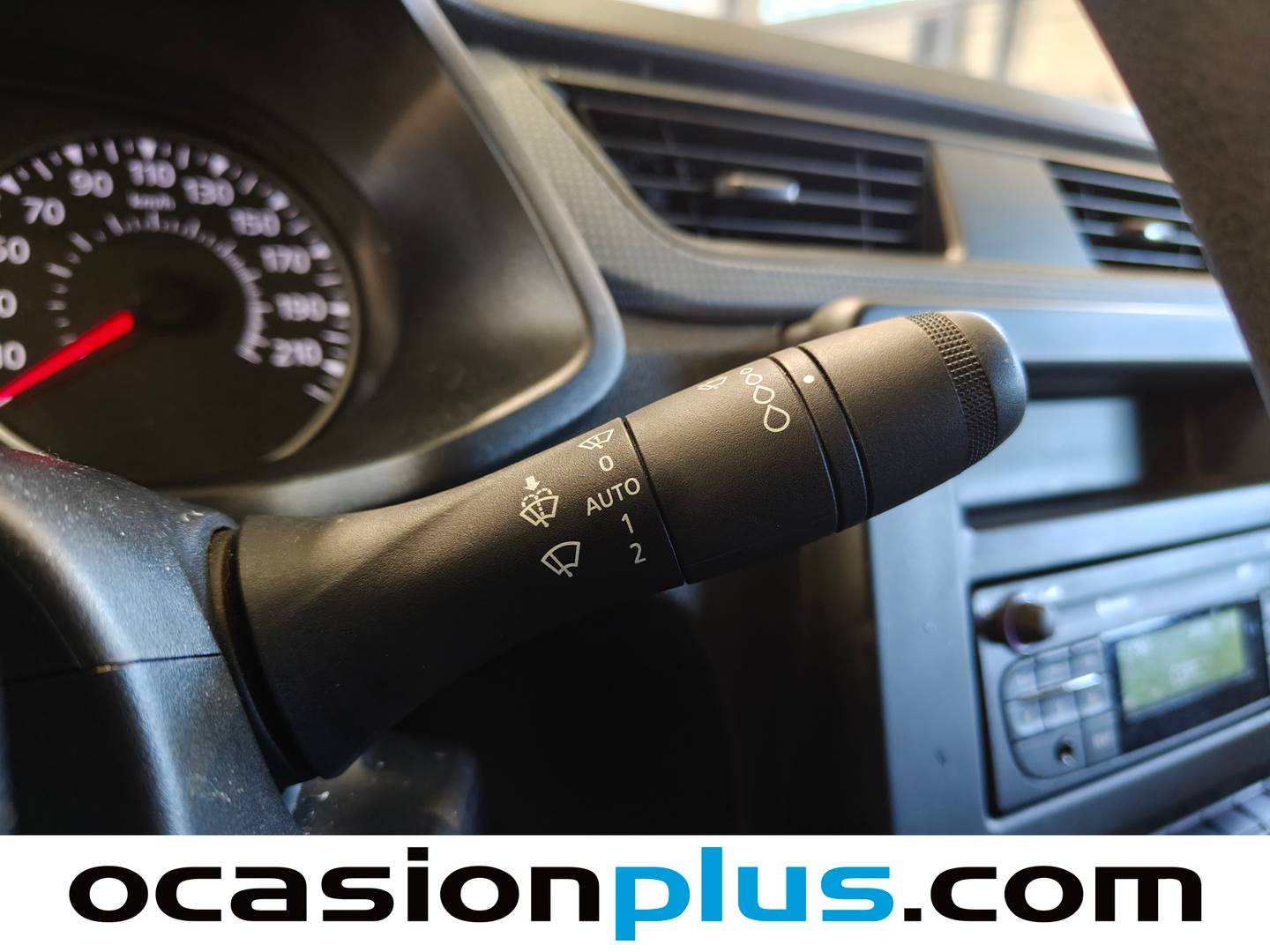 Equipamiento del Renault Express Renault Express Confort Blue dCi (95 CV)