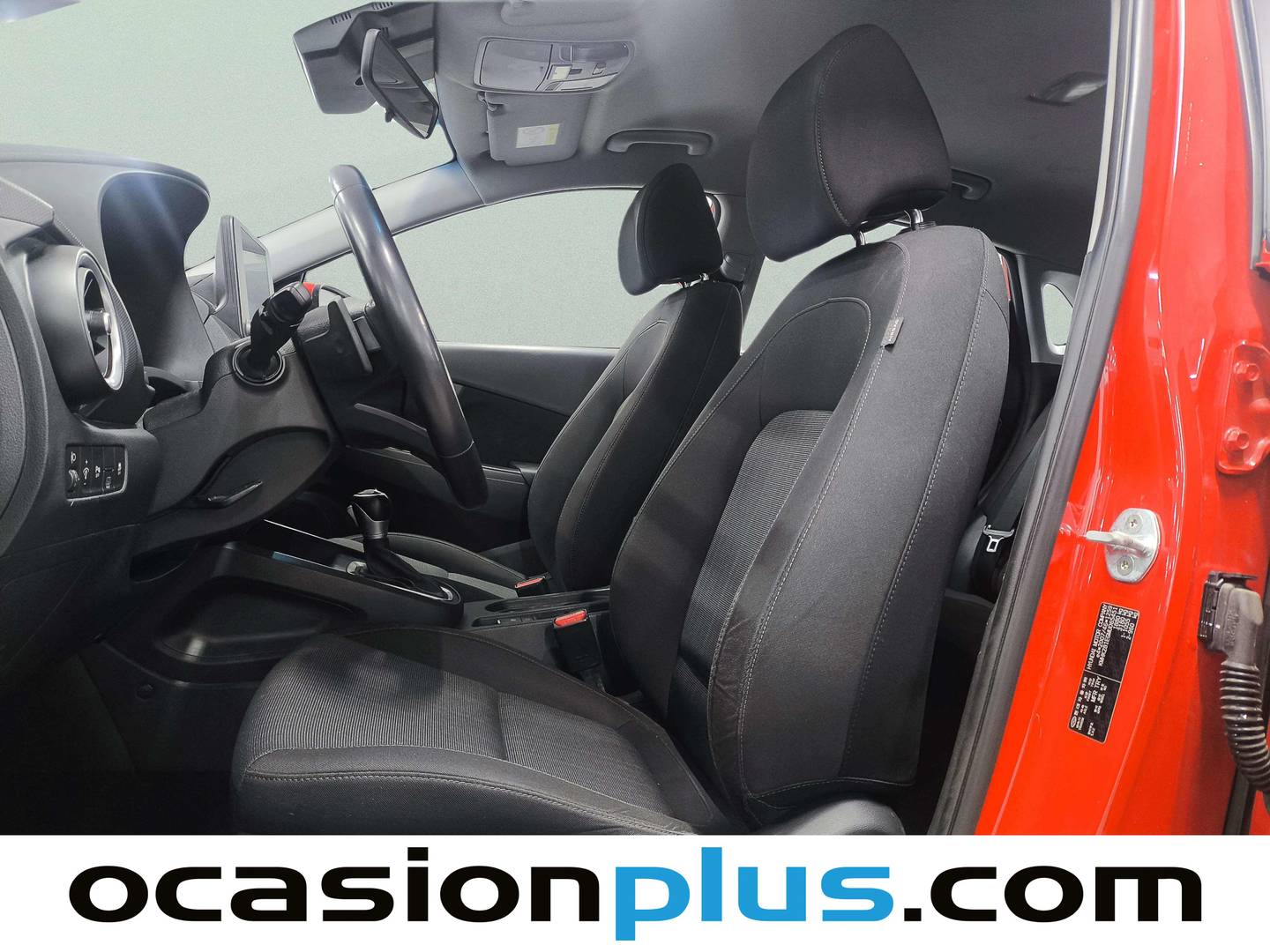 Foto asientos delanteros Hyundai Kona Hyundai Kona 1.6 GDI HEV Maxx DCT (141 CV)