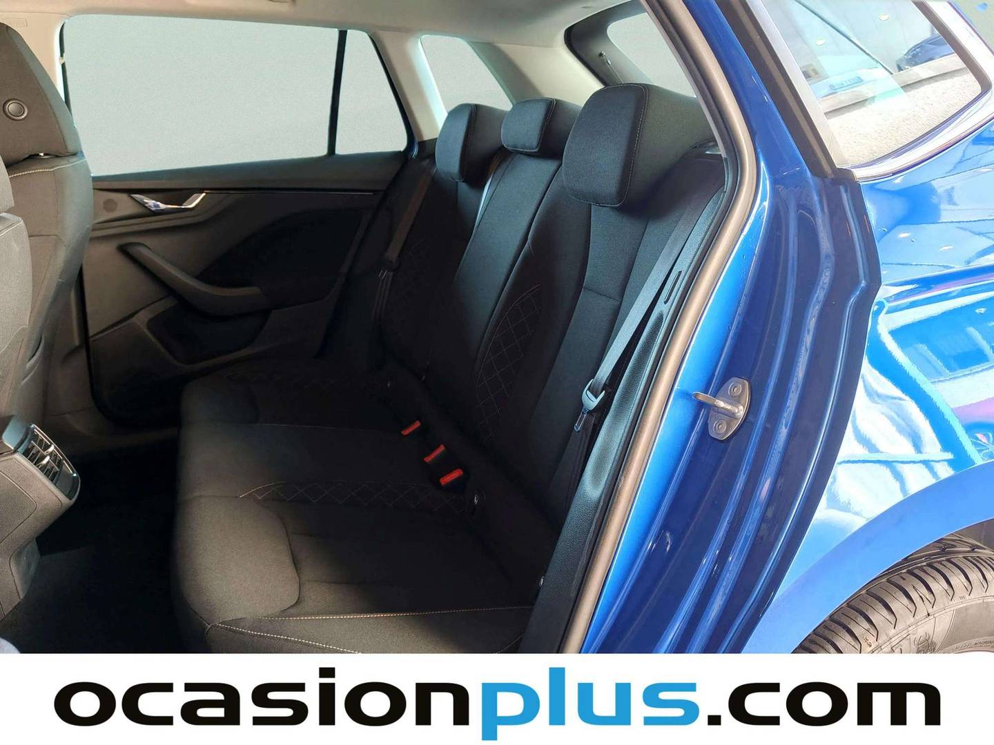 Foto asientos traseros Skoda Kamiq Skoda Kamiq 1.0 TSI Ambition (110 CV)