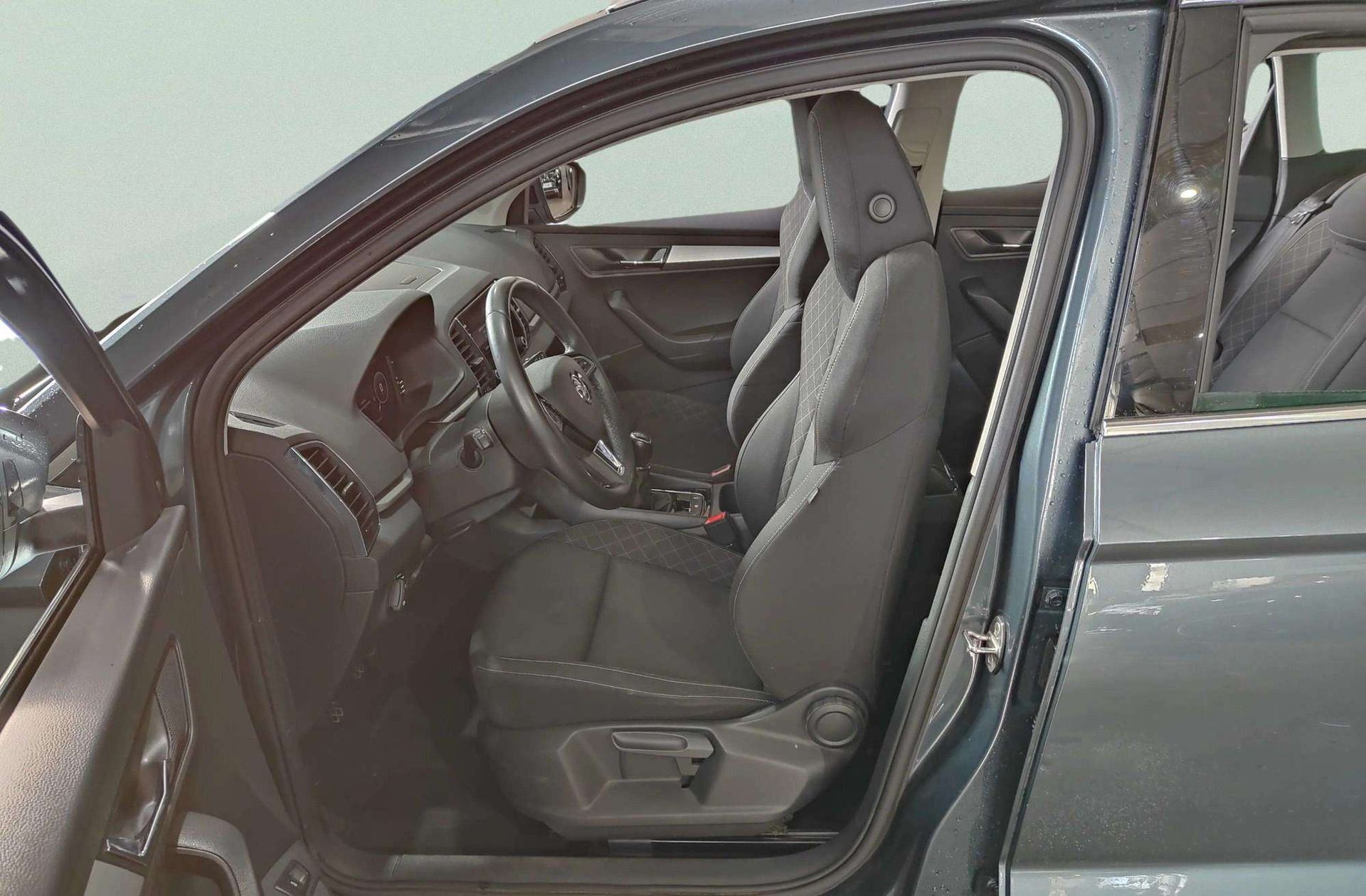 Škoda Karoq 1.6 TDI Ambition - foto 13