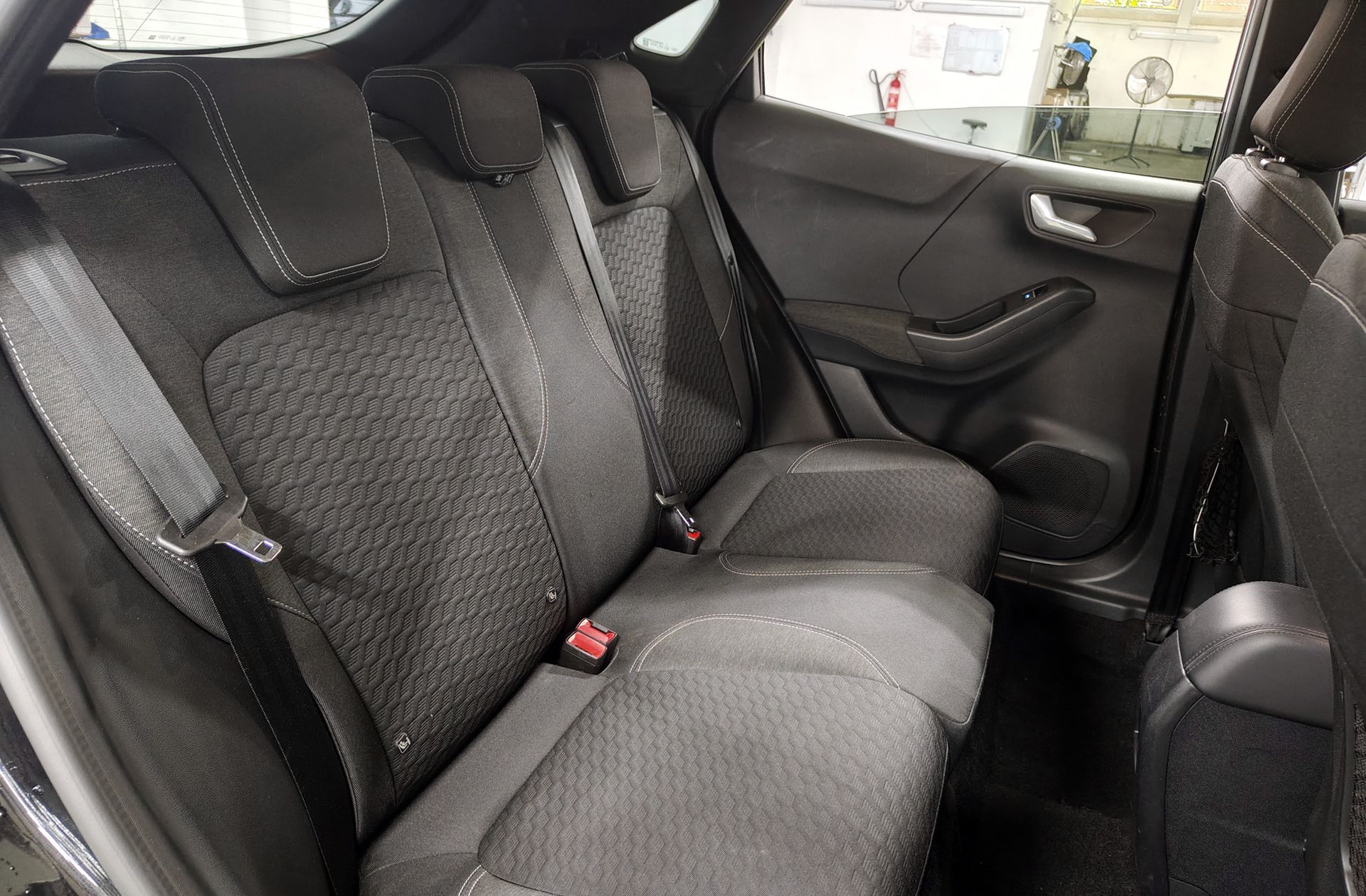 Ford Puma 1.0 EcoBoost MHEV Titanium Design - foto 20