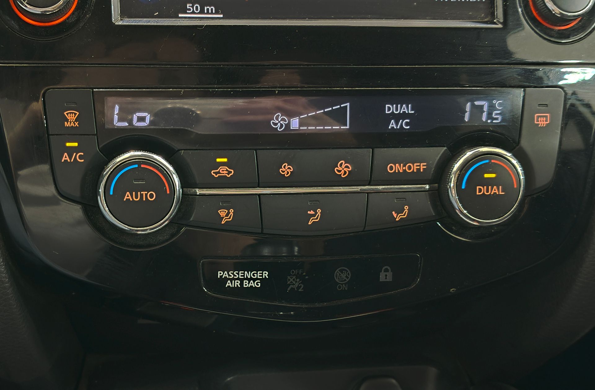 Nissan Qashqai DIG-T 115 N-Connecta 4x2 - foto 28