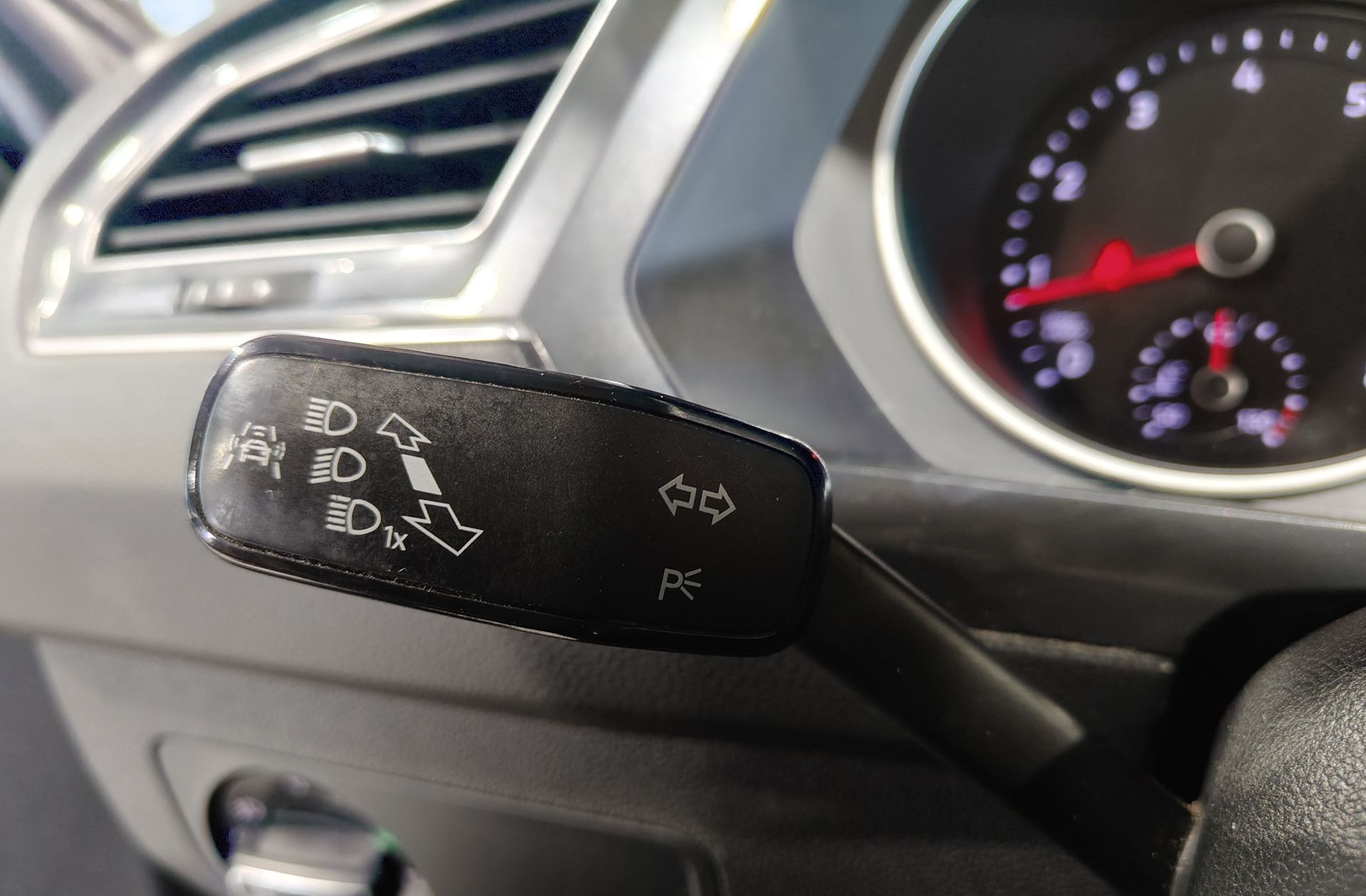 Volkswagen Tiguan Edition 1.4 TSI - foto 23