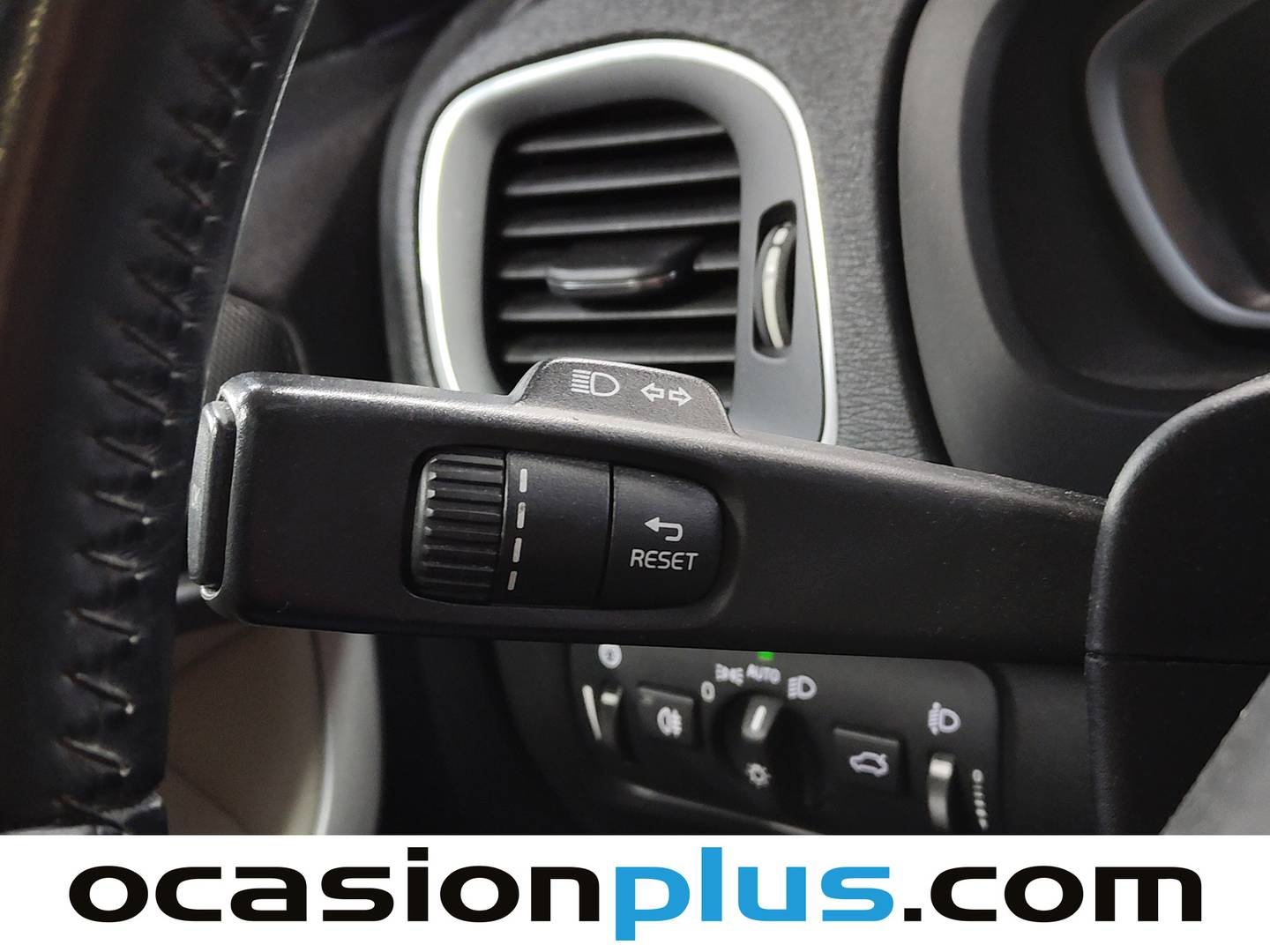 Volvo V40 Volvo V40 D2 Momentum (115 CV) de segunda mano