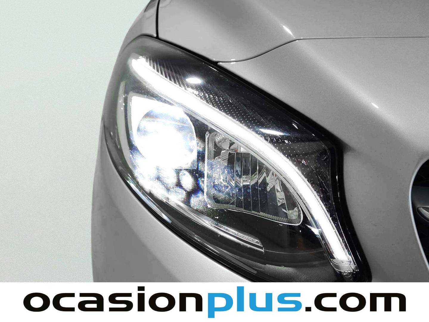 Acabados Mercedes Clase B Mercedes-Benz Clase B Mercedes-Benz Clase B B 180 CDI 80 kW (109 CV)