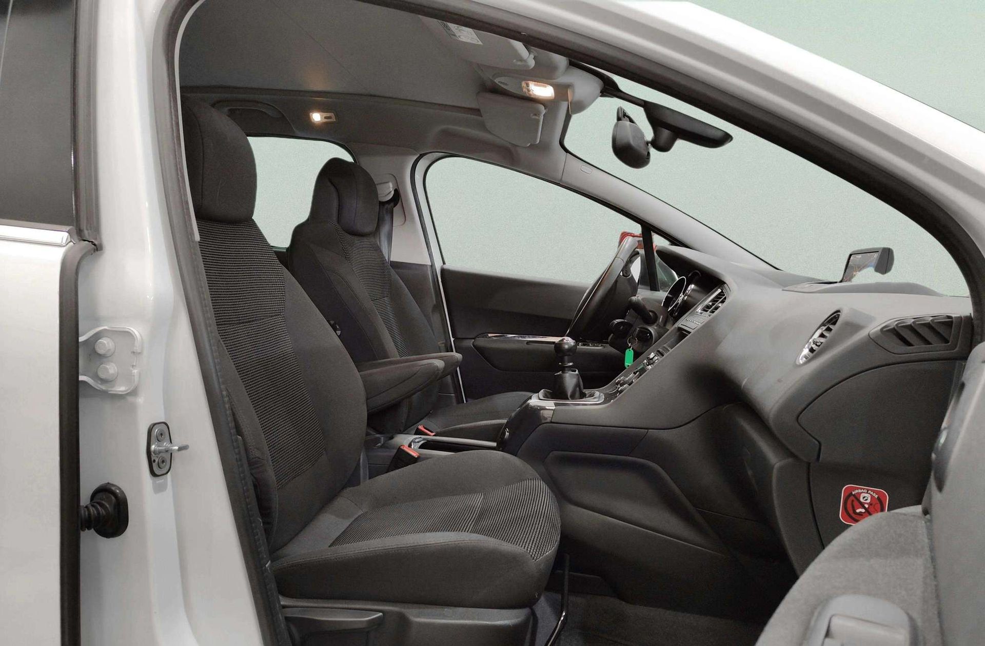 Peugeot 5008 Allure 1.2 PureTech 7 plazas - foto 20