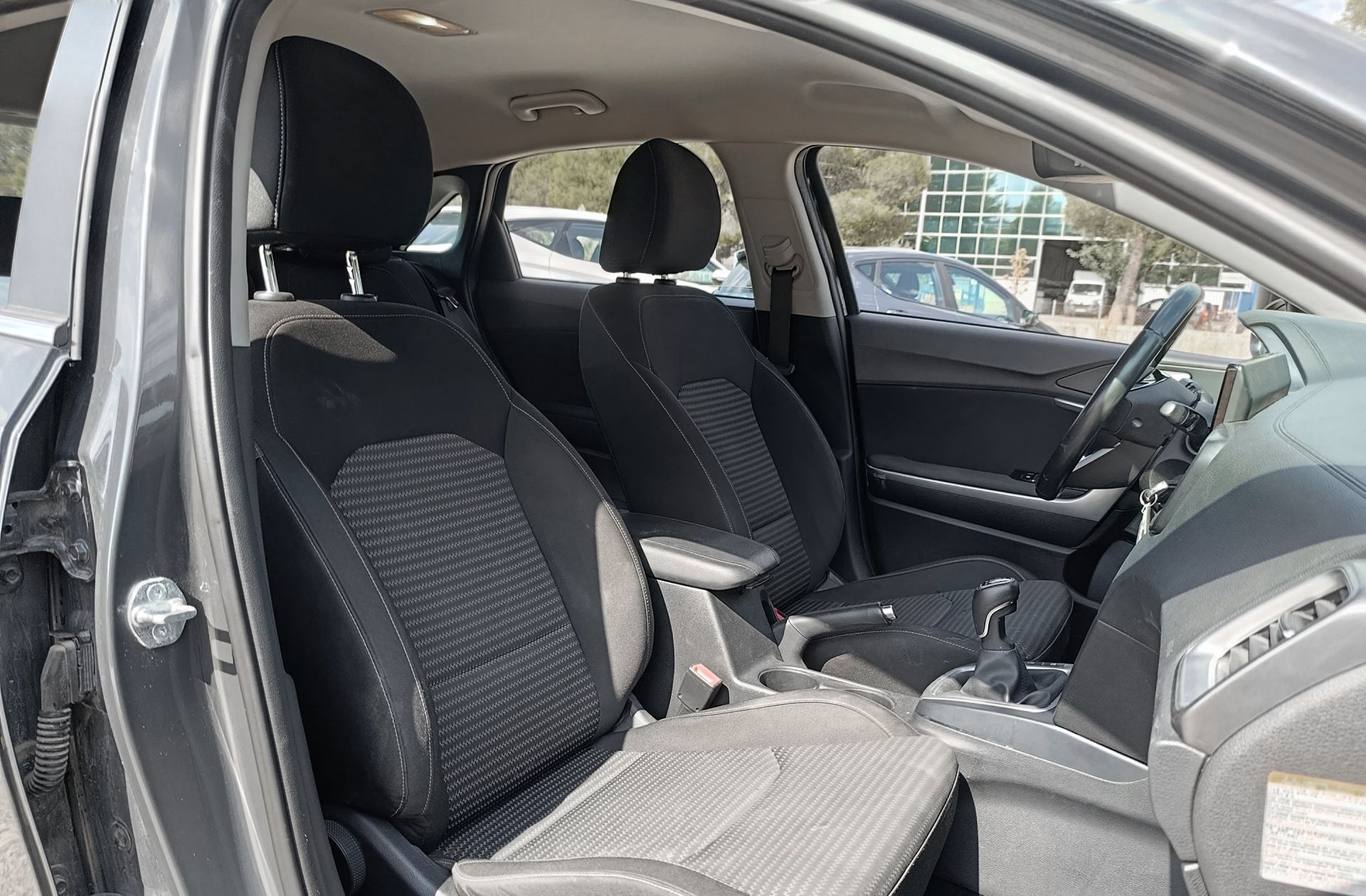 Kia Ceed 1.6 MHEV iMT Drive - foto 19