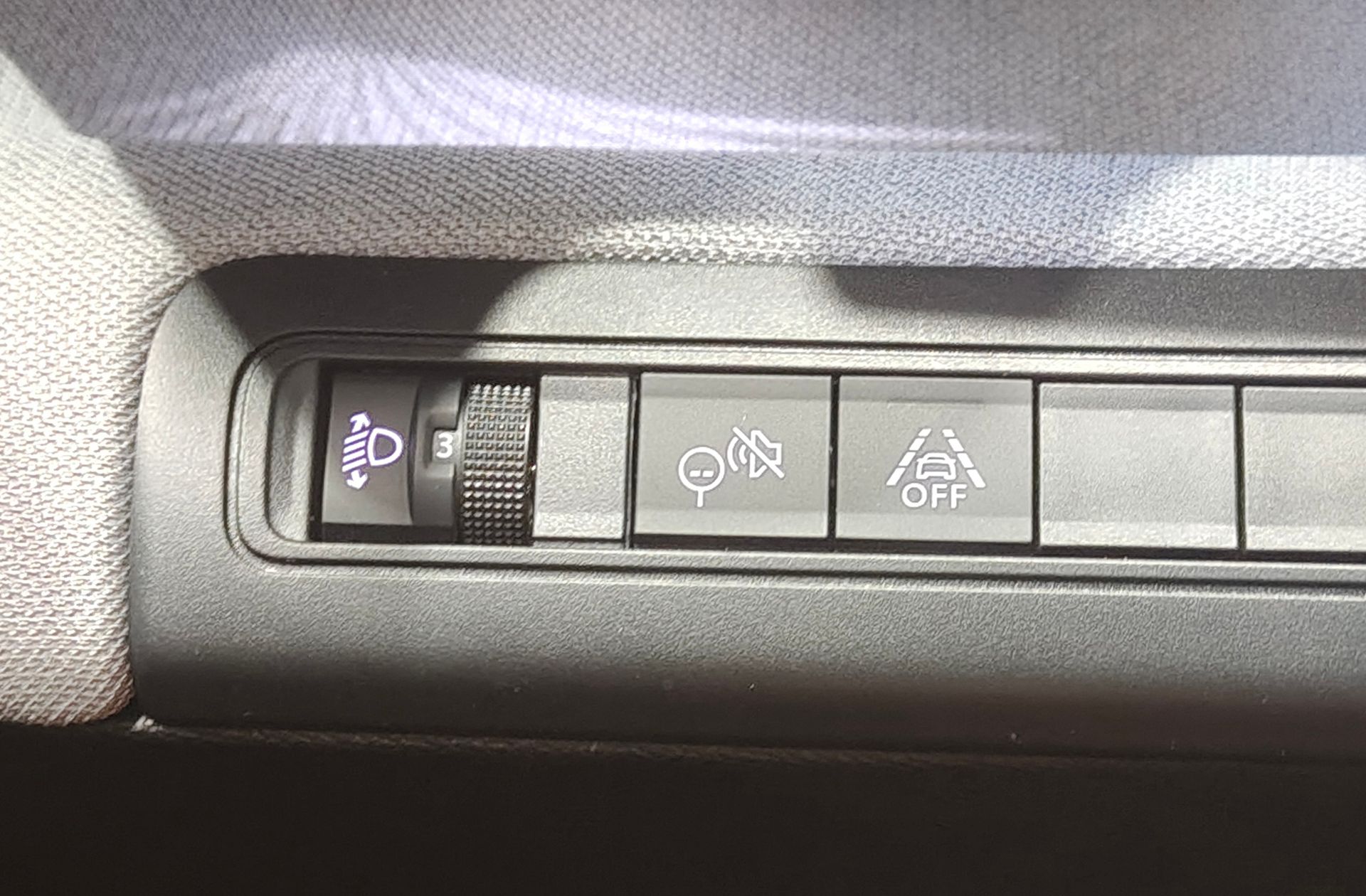 Citroën C3 Aircross Hybrid 145 Plus e-DCS6 - foto 23