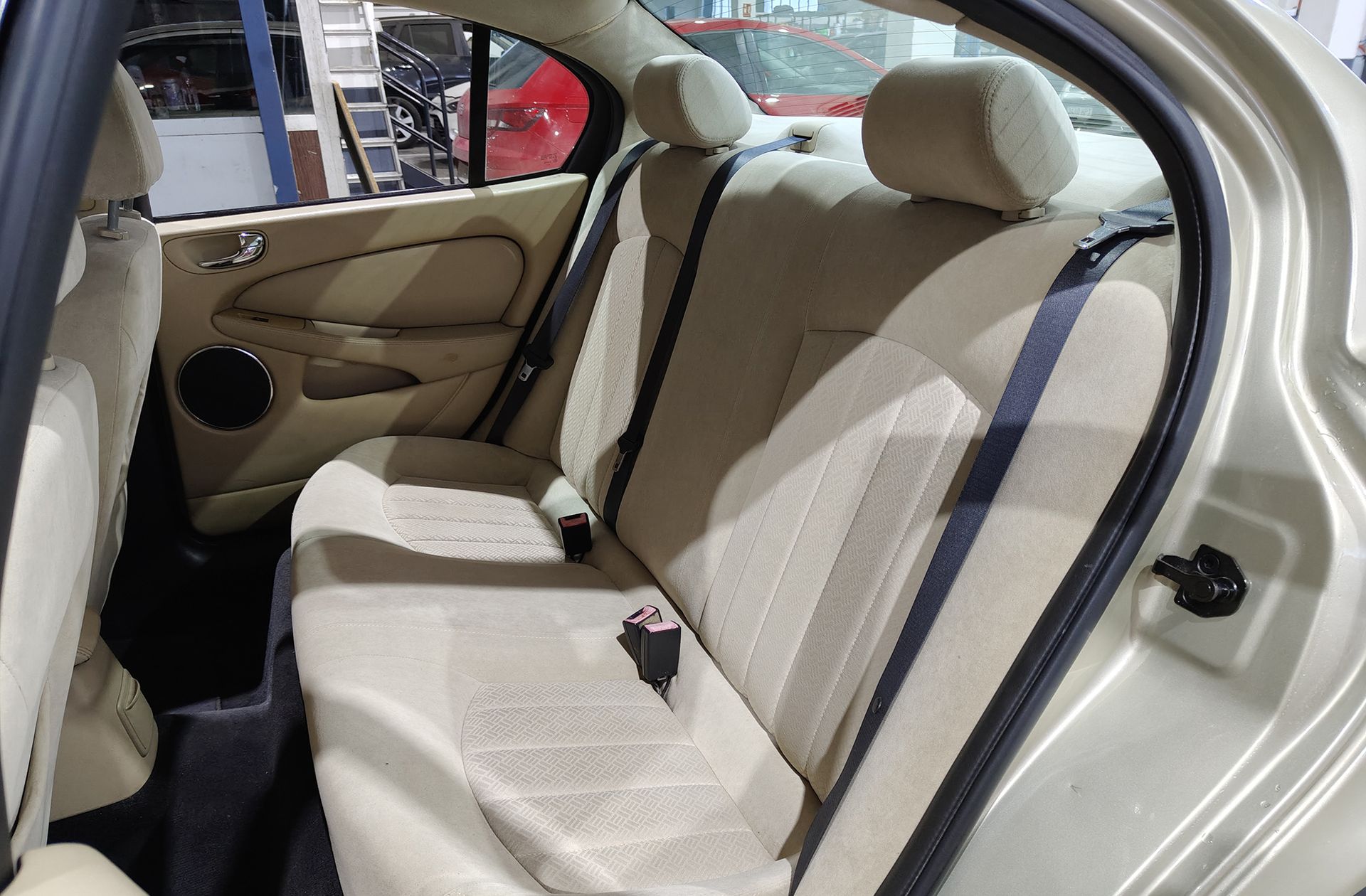 Jaguar X-Type 2.2D Executive - foto 9