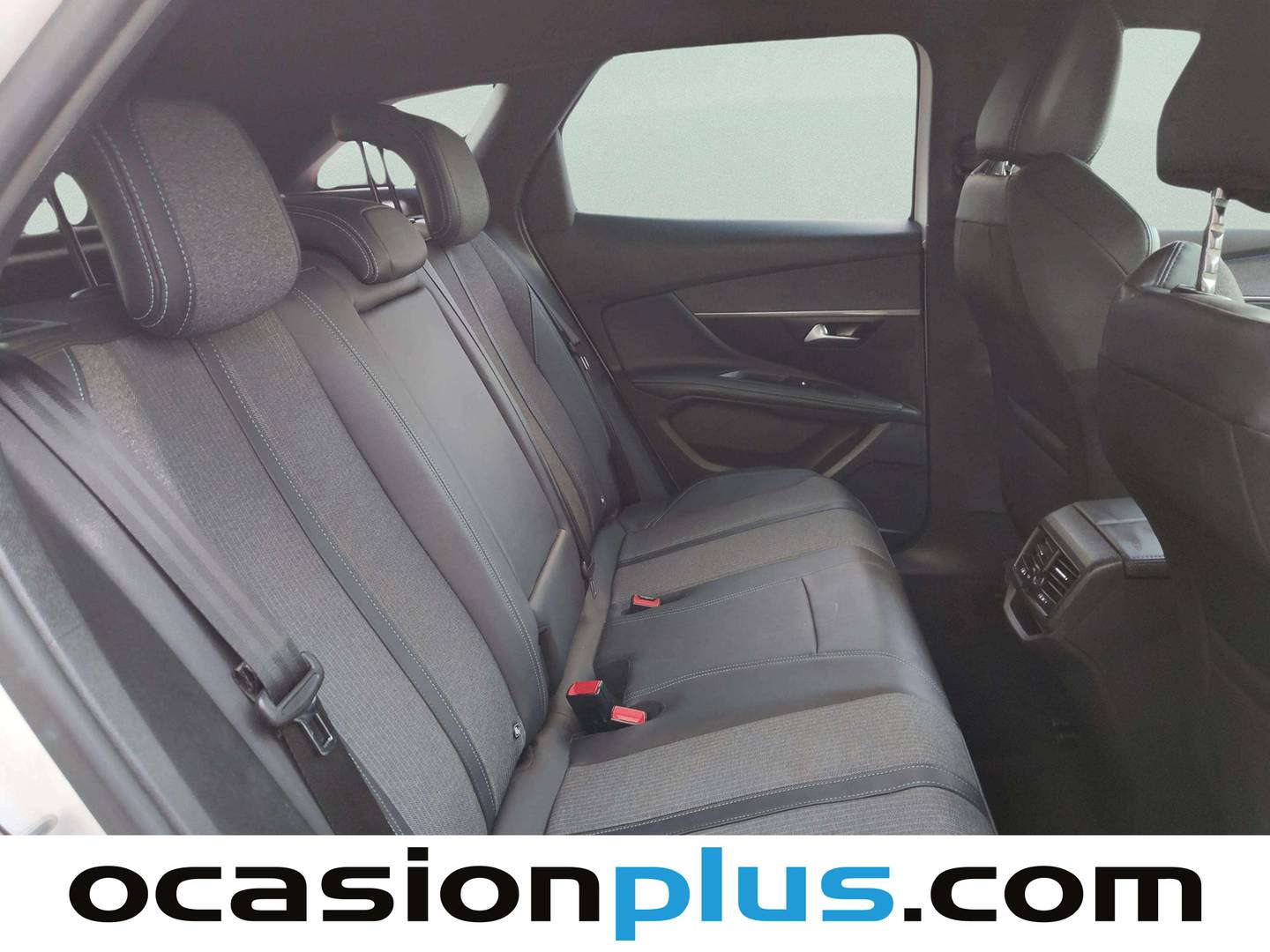 Foto Peugeot 3008 Hybrid Peugeot 3008 Hybrid 300 Allure Pack e-EAT8 (300 CV)