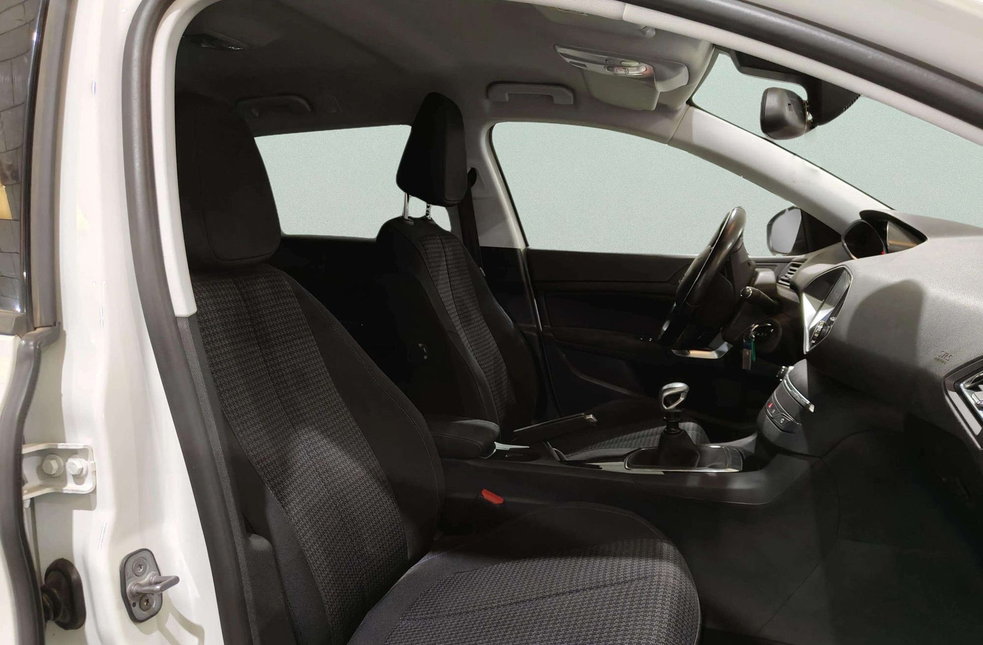 Peugeot 308 SW PureTech 130 Style - foto 16