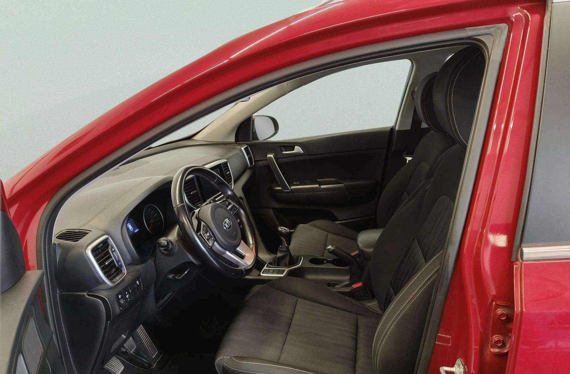 Kia Sportage 1.6 GDi Concept 4x2 - foto 9