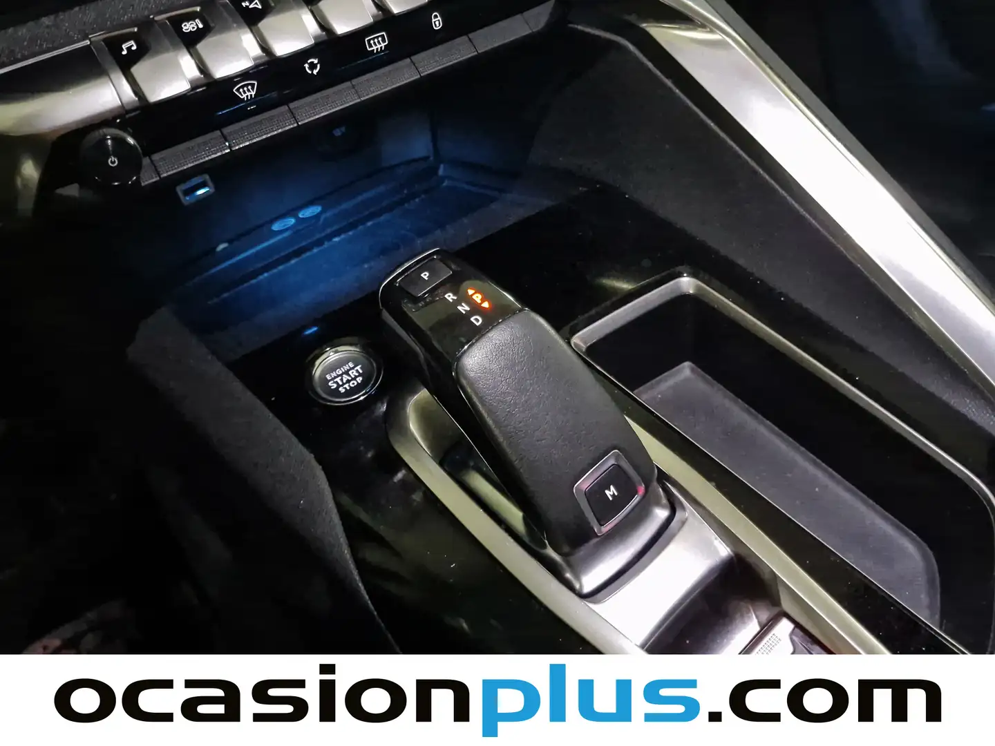 Foto Peugeot 3008 Peugeot 3008 BlueHDI 130 S&S GT Line EAT8 (130 CV)