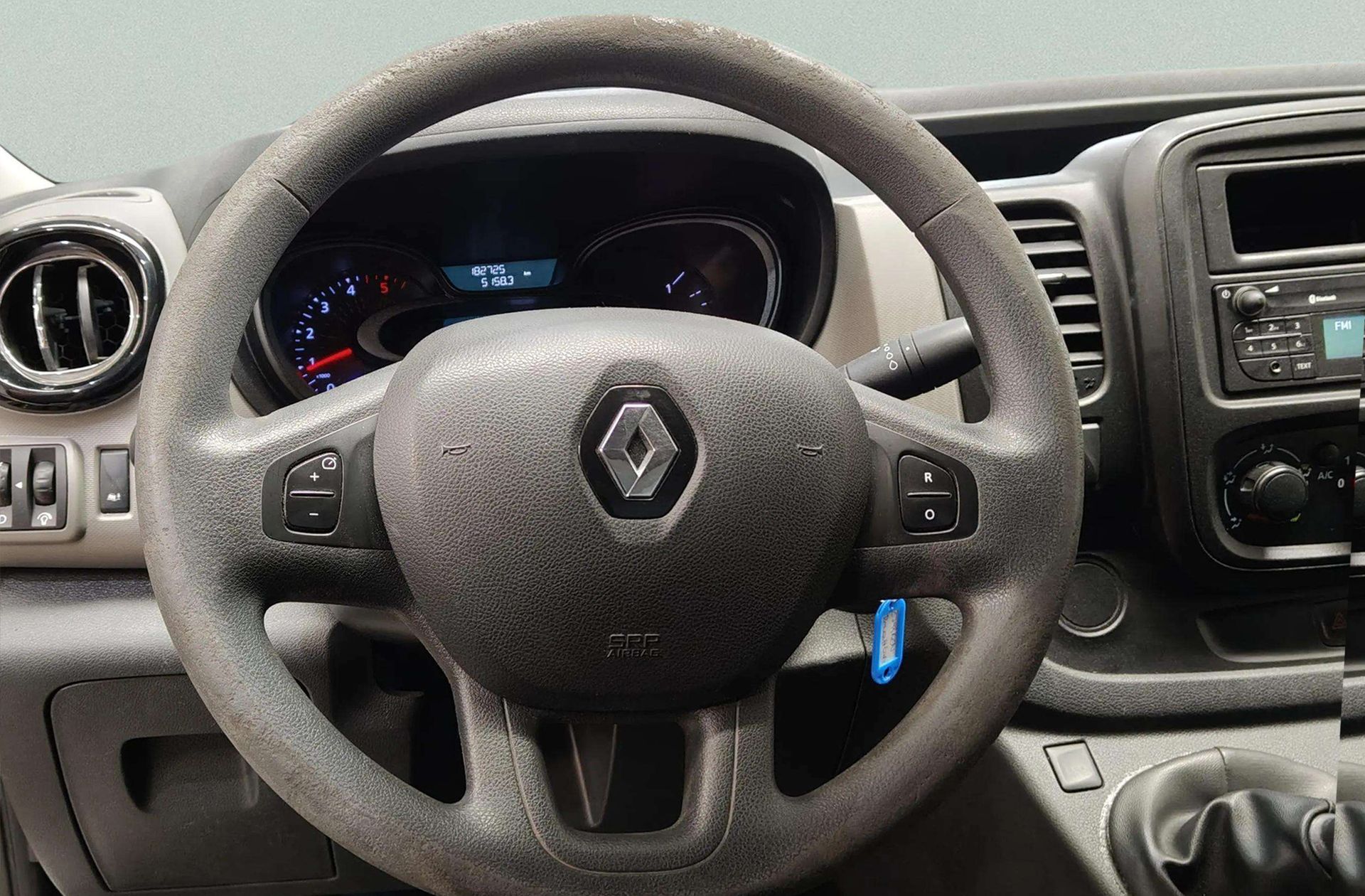 Renault Trafic Furgon Furgon 27 L1H1 dCi - foto 20