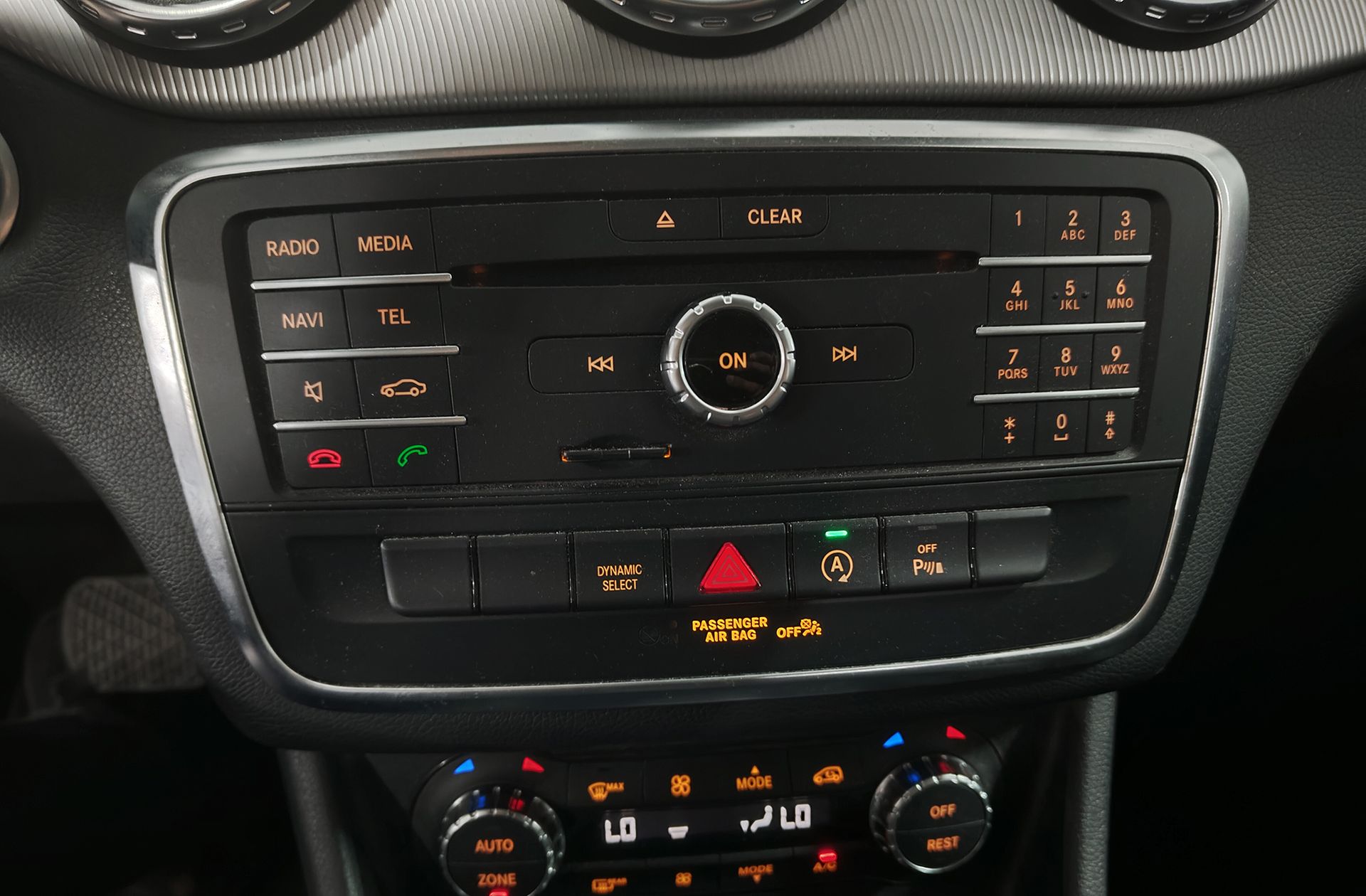 Mercedes-Benz GLA 220 d Style - foto 32