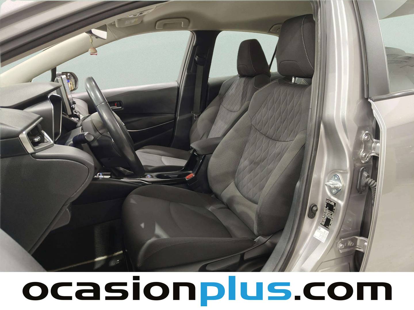 Toyota Corolla Toyota Corolla 1.8 125 Híbrido Active Tech E-CVT Sedán (122 CV) automático