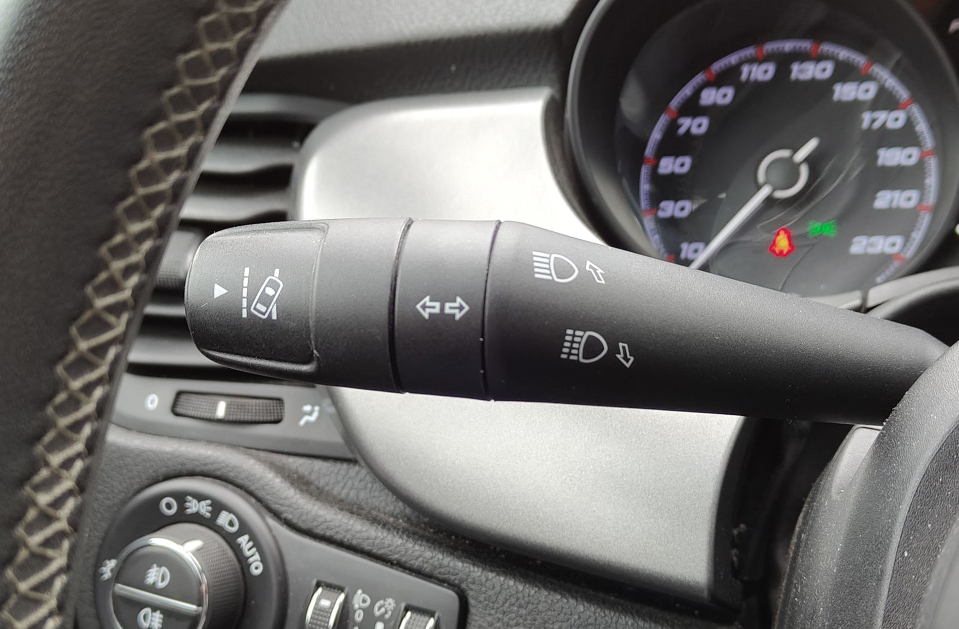 Fiat 500X 1.3 Firefly Sport 4x2 DCT - foto 26