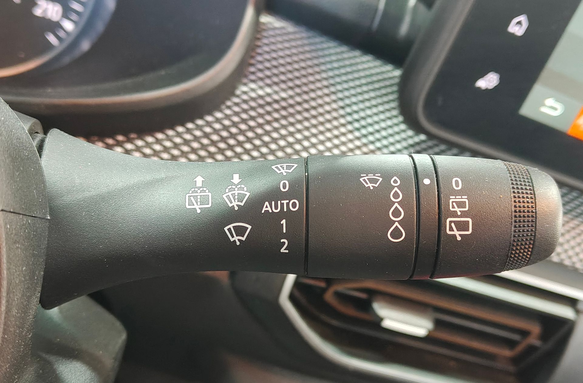 Dacia Sandero Stepway Expression TCe - foto 28