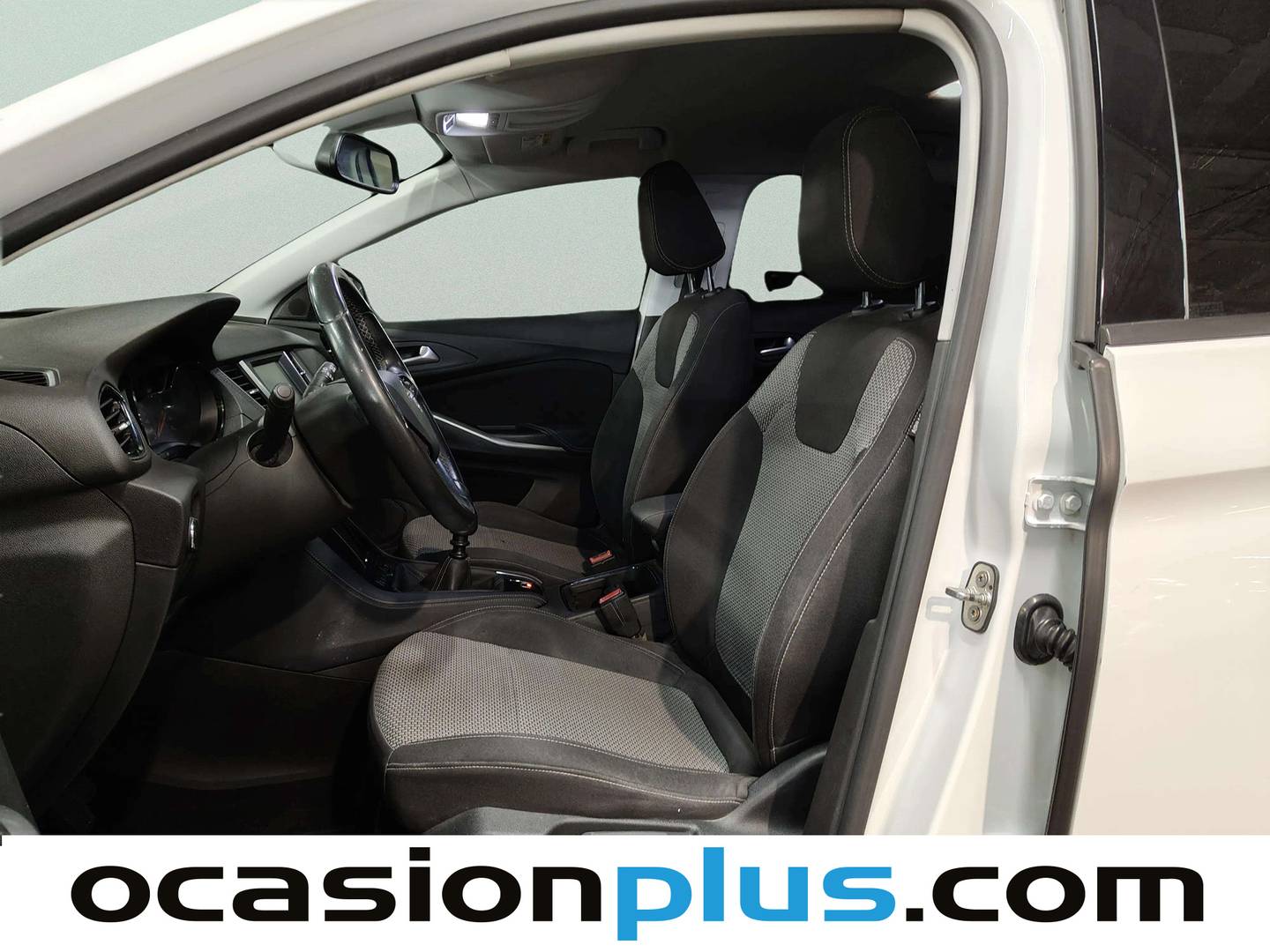 Foto asientos delanteros Opel Grandland X Opel Grandland X 1.6 CDTi S&S Business (120 CV)