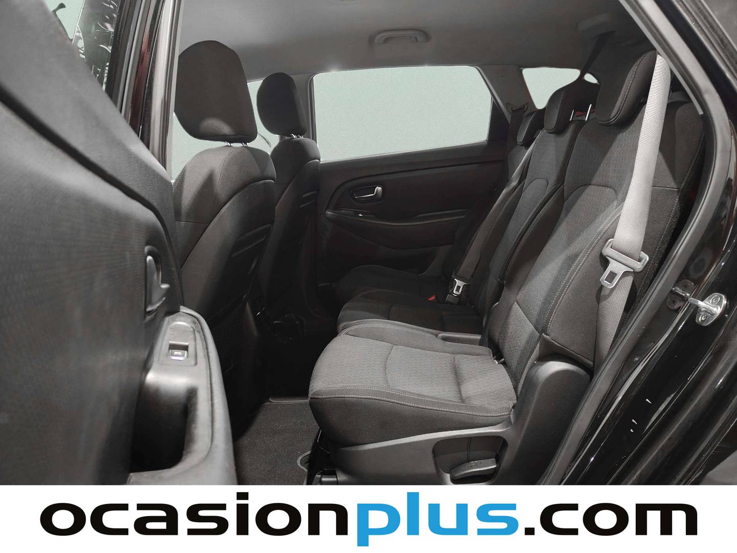 Foto asientos traseros KIA Carens KIA Carens 1.7 CRDi VGT Drive Eco-Dynamics (115 CV)