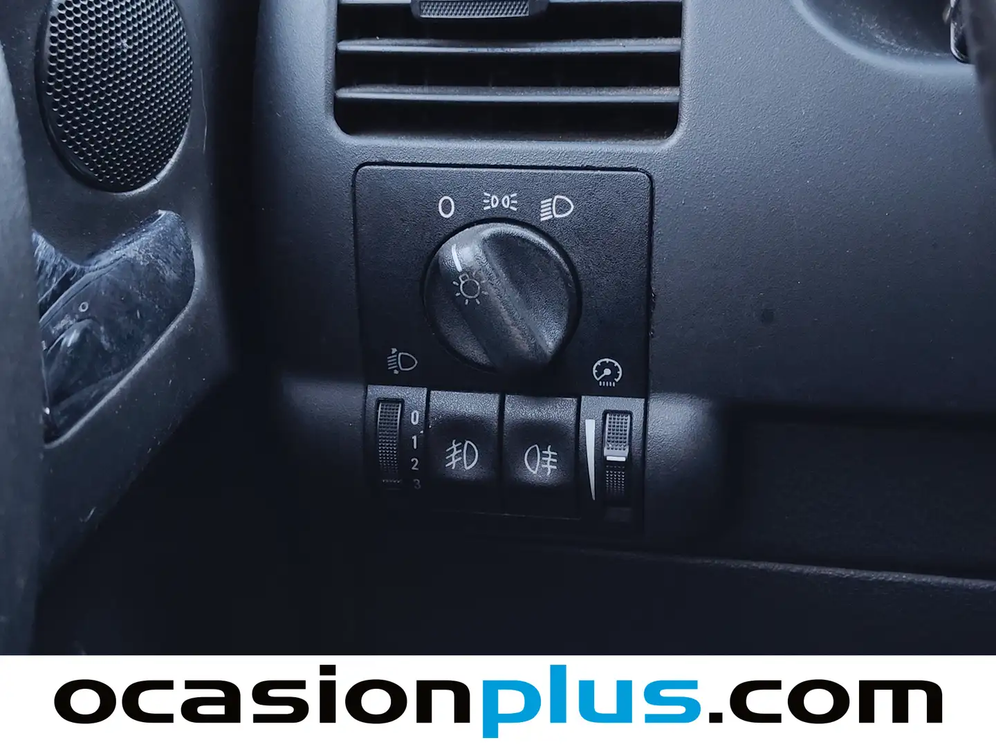 Foto Opel Zafira Opel Zafira 2.2 Dti 16v Elegance 7 Plazas (125 CV)