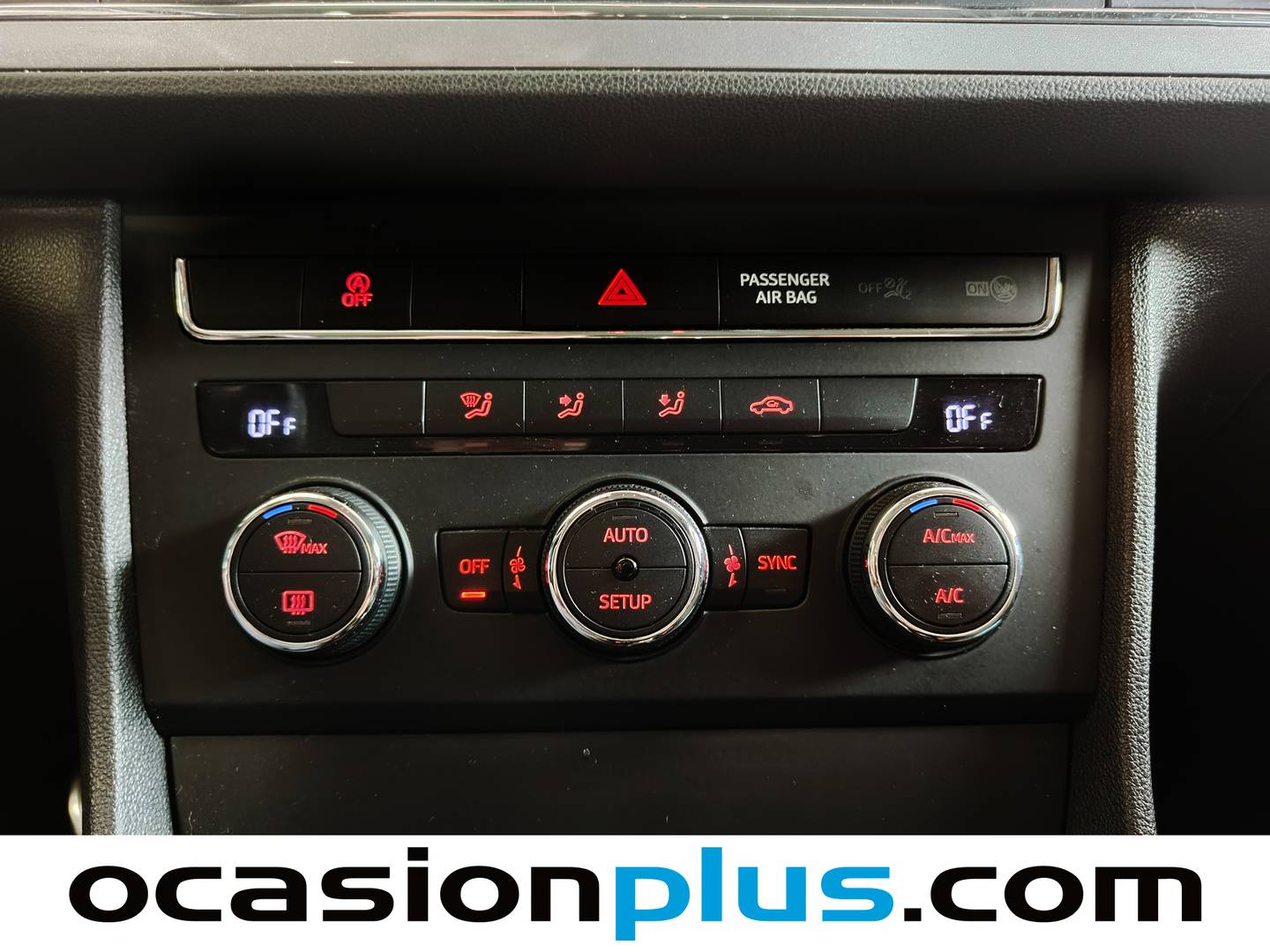 Equipamiento del Seat León Seat León 2.0 TDI S&S I-Tech (150 CV)