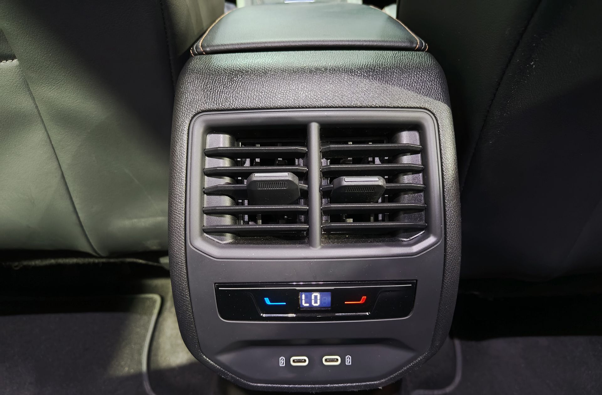 Cupra Formentor 1.5 TSI DSG - foto 19