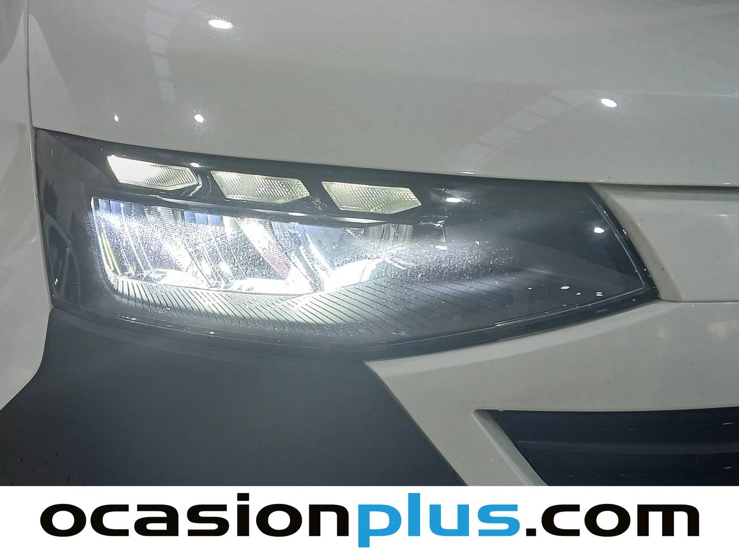 Equipamiento del Volkswagen Transporter Volkswagen Transporter Furgon Batalla Corta TN 2.0 TDI (110 CV)