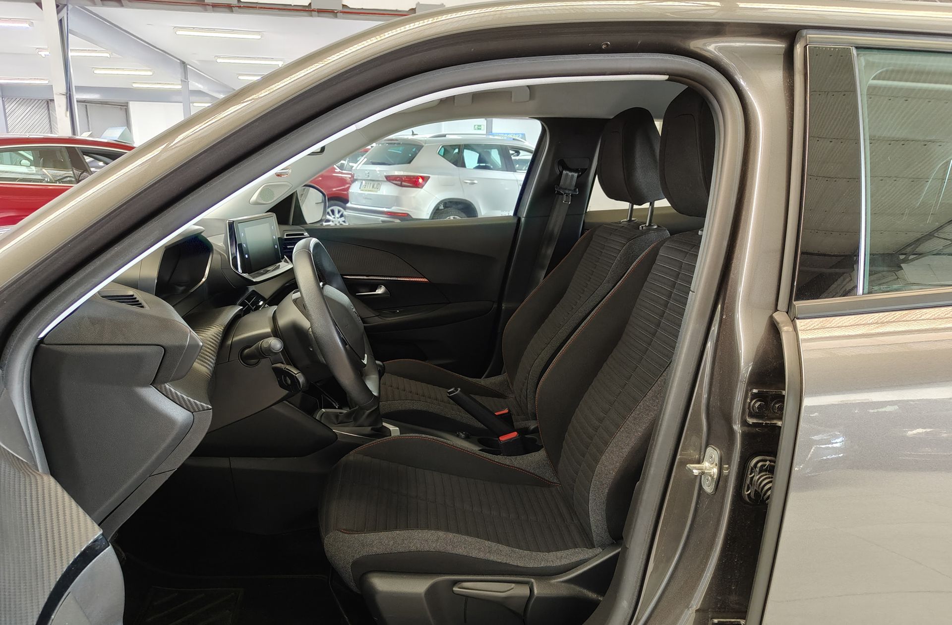 Peugeot 2008 BlueHDi 110 Active Pack - foto 11