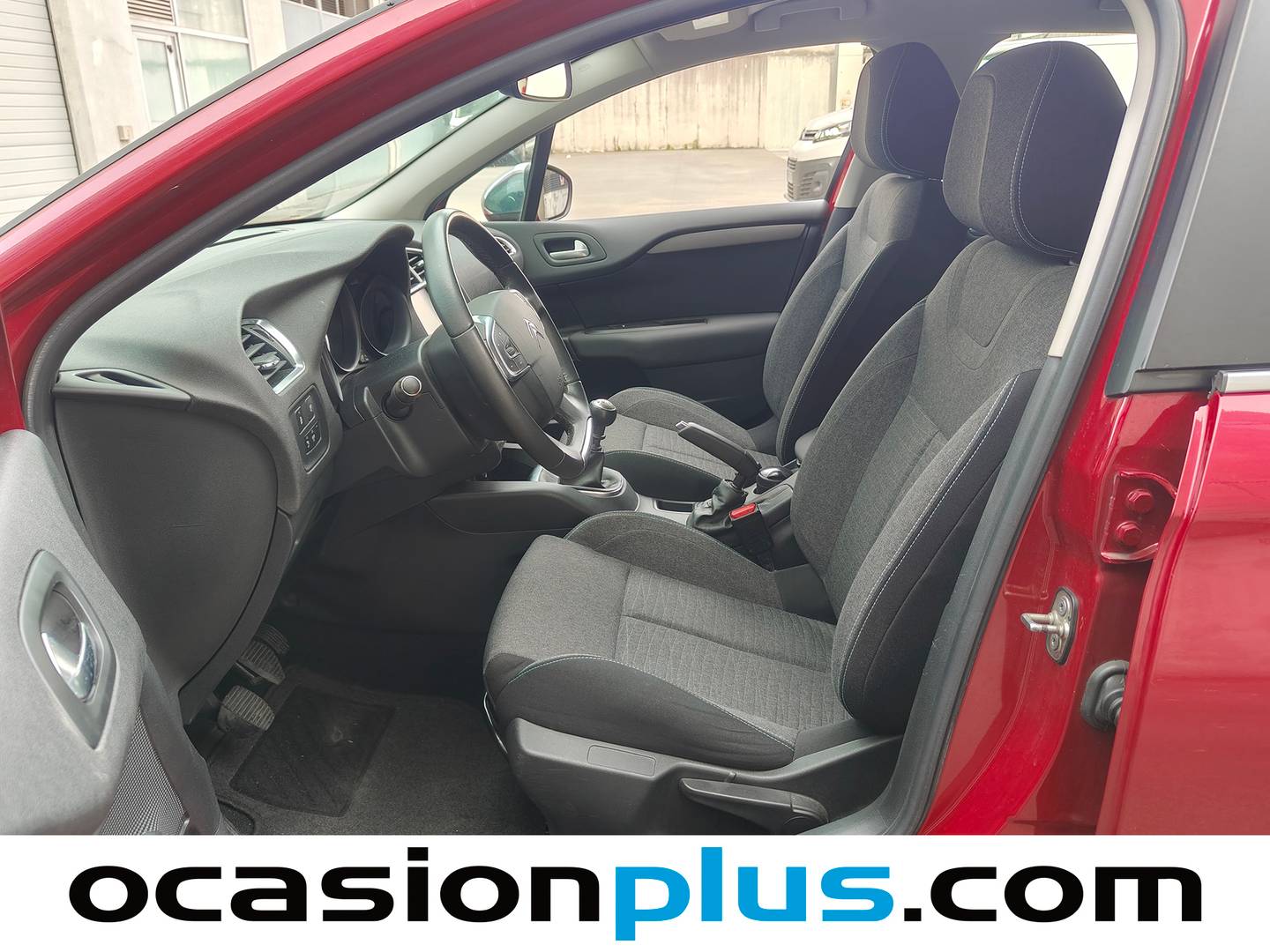 Foto asientos delanteros Citroën C4 Citroën C4 BlueHDi 120 S&S Feel Edition  (120 CV)