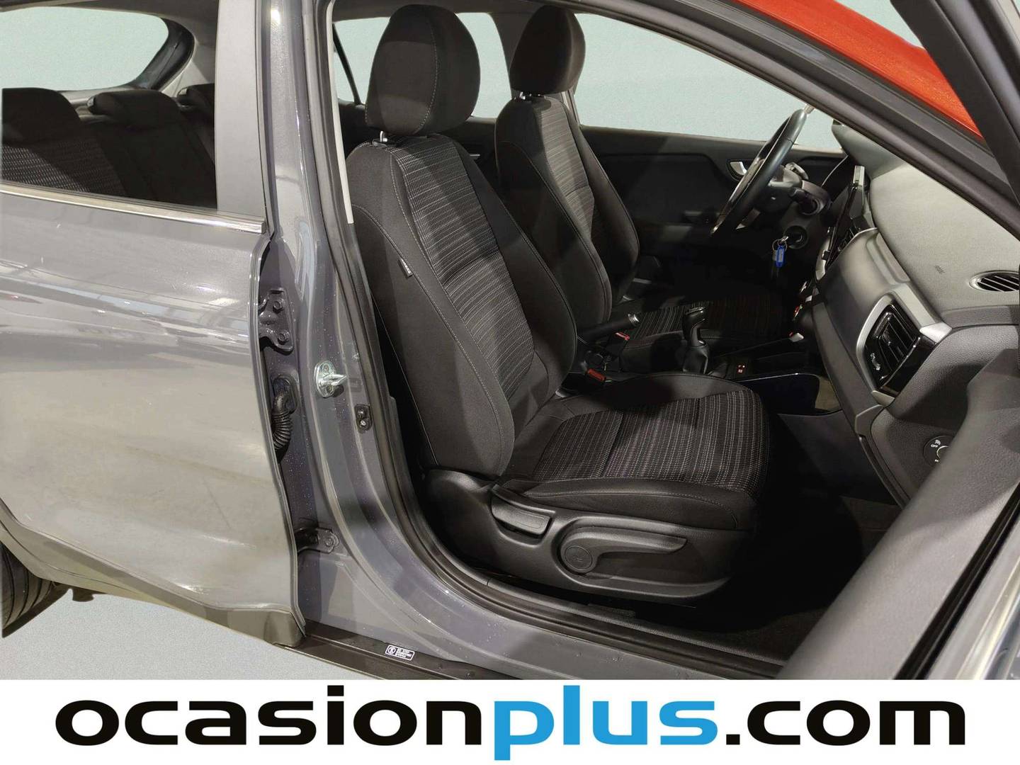 Foto KIA Stonic Kia Stonic 1.0 T-GDi MHEV Drive iMT (100 CV)