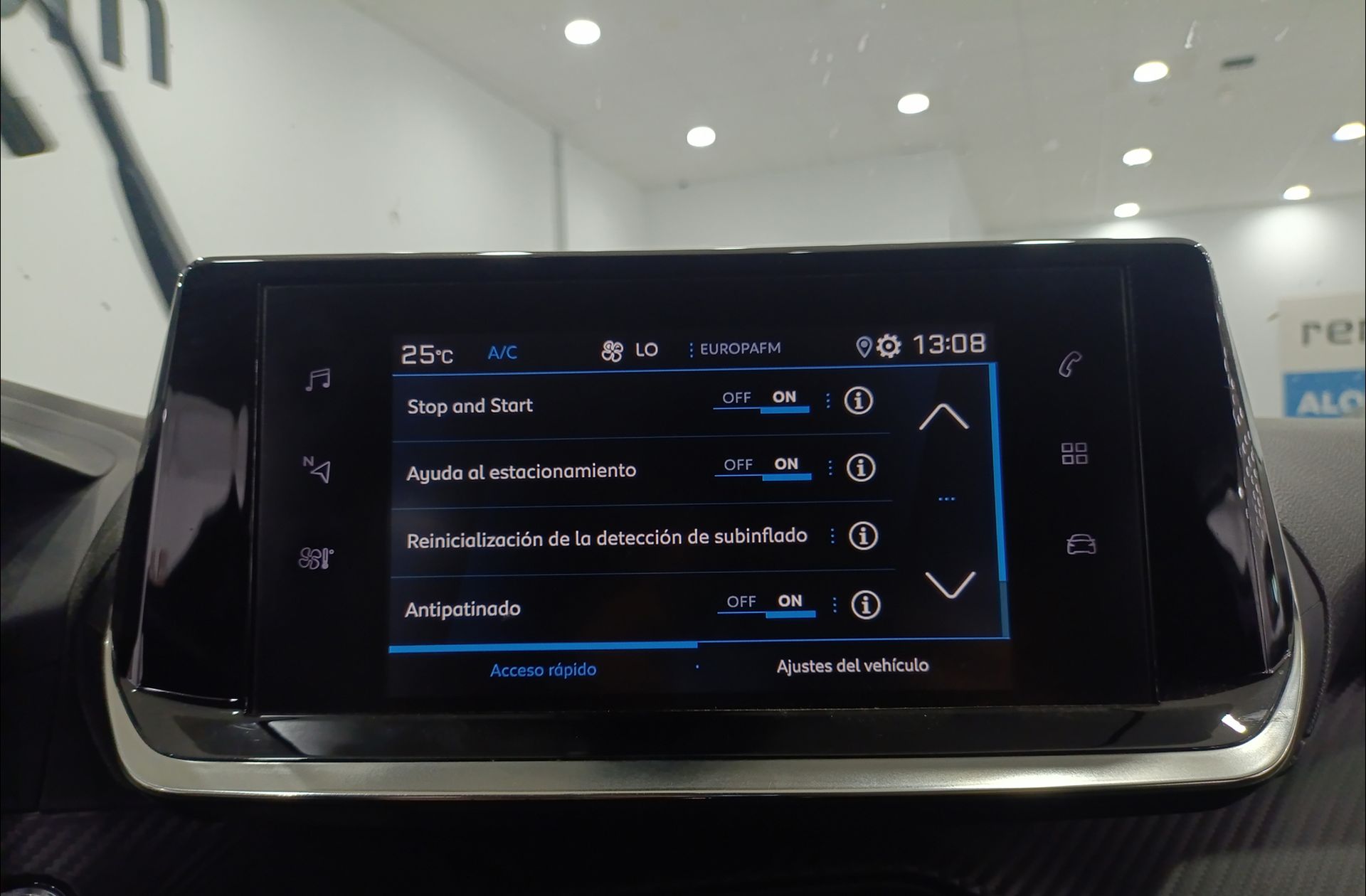 Peugeot 208 PureTech 100 Allure - foto 30