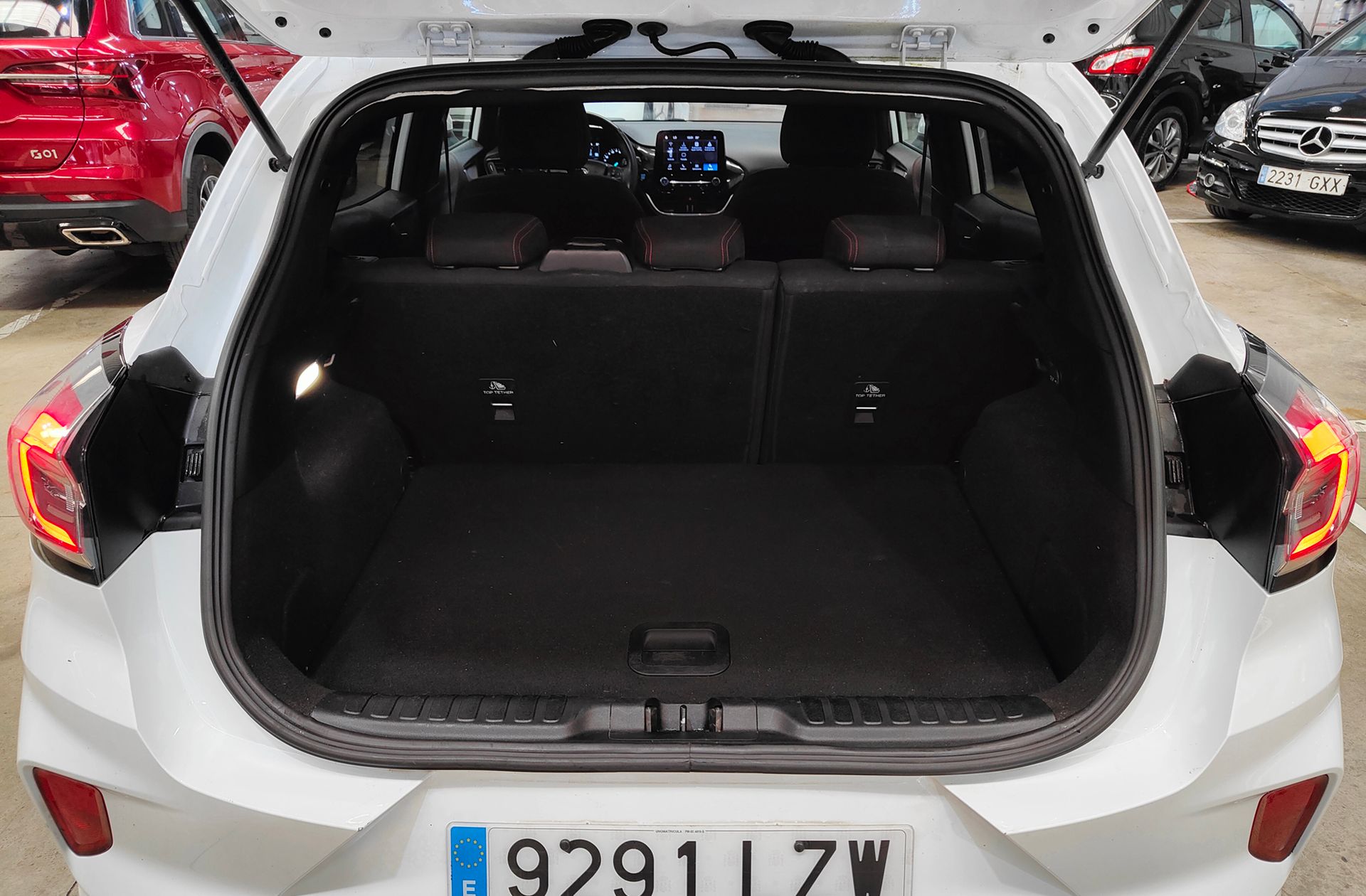 Ford Puma 1.0 EcoBoost MHEV ST-Line Design - foto 19