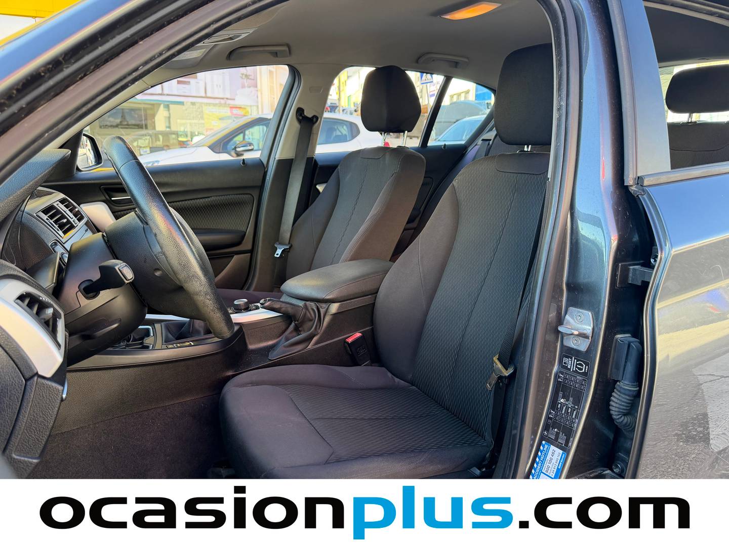 Foto asientos delanteros BMW Serie 1 BMW Serie 1 116d (116 CV)