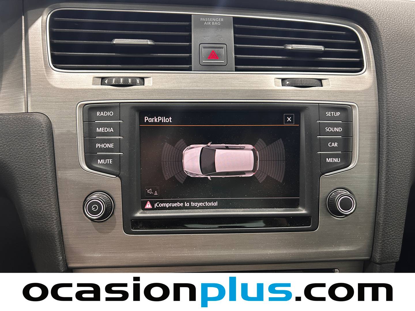 Extras y acabados del Volkswagen Golf Volkswagen Golf Advance 1.6 TDI BMT (110 CV)