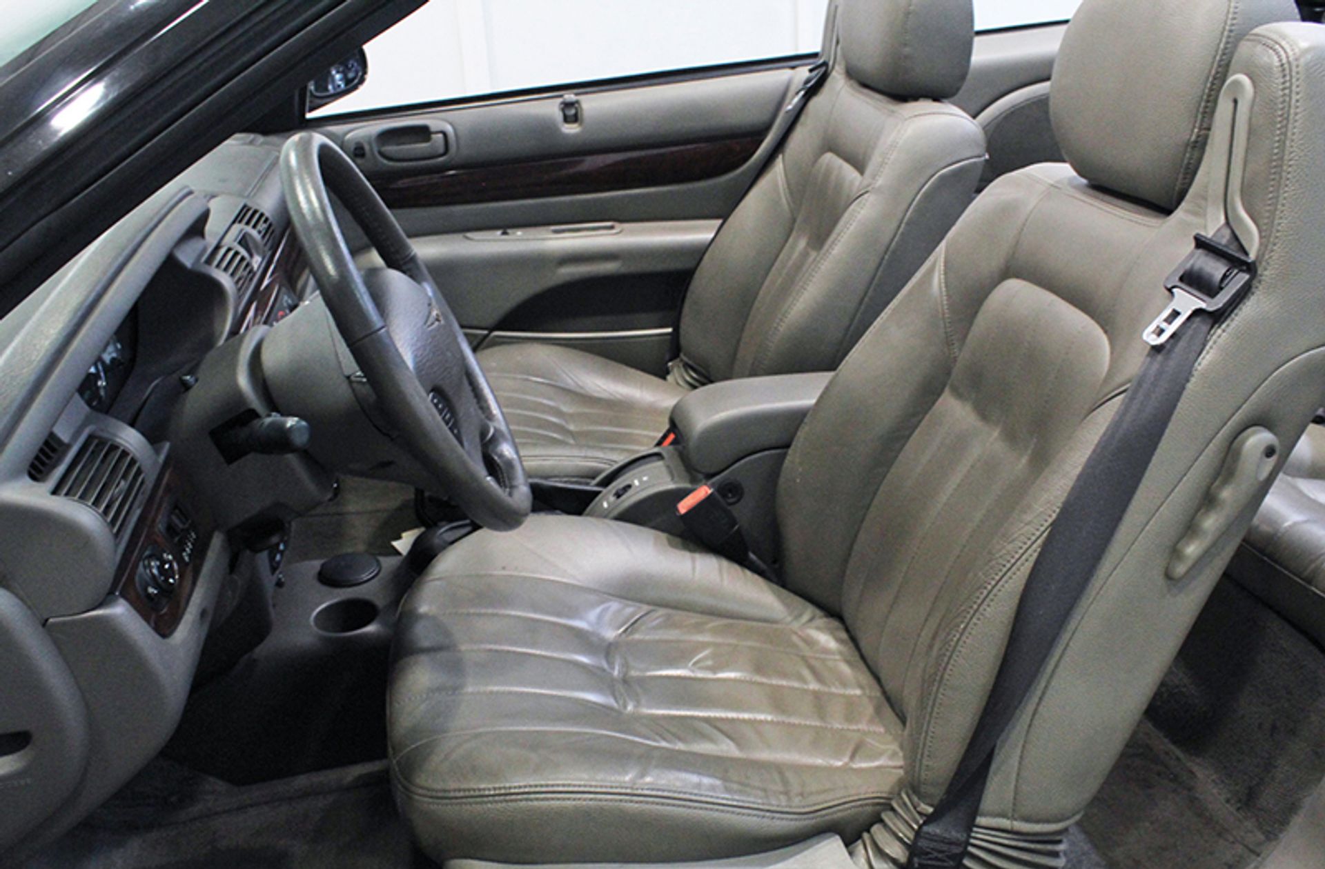 Chrysler Sebring 2.0 Cabrio LX - foto 12