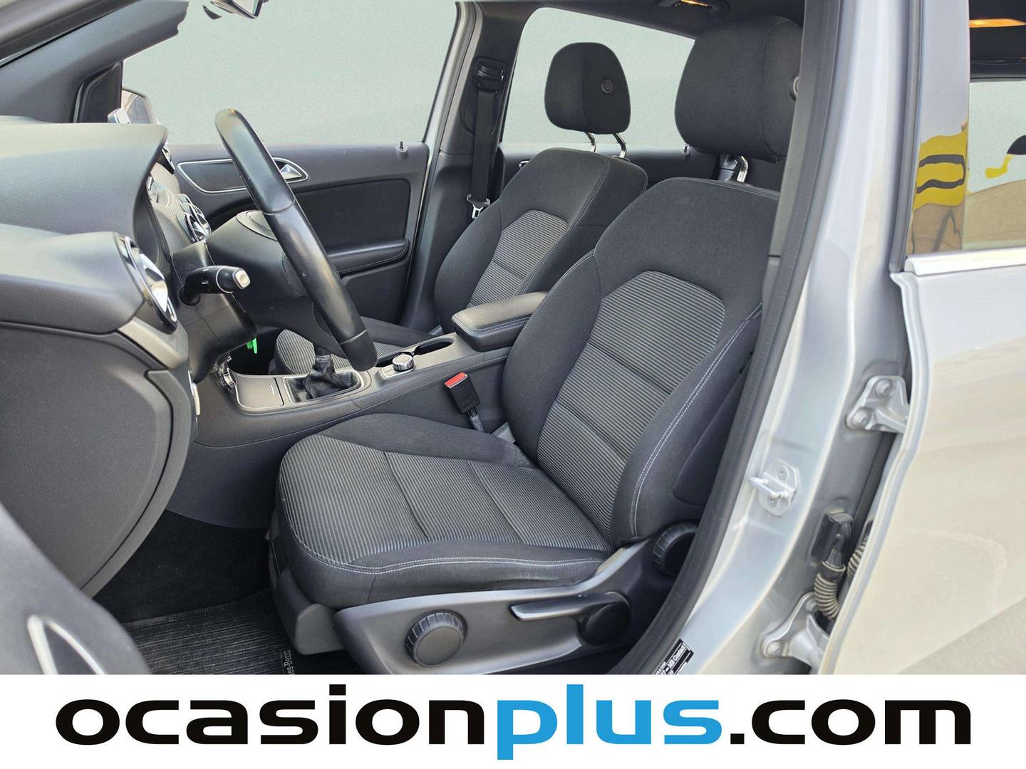 Foto asientos delanteros Mercedes Clase B Mercedes Clase B 200 CDI (136 CV)