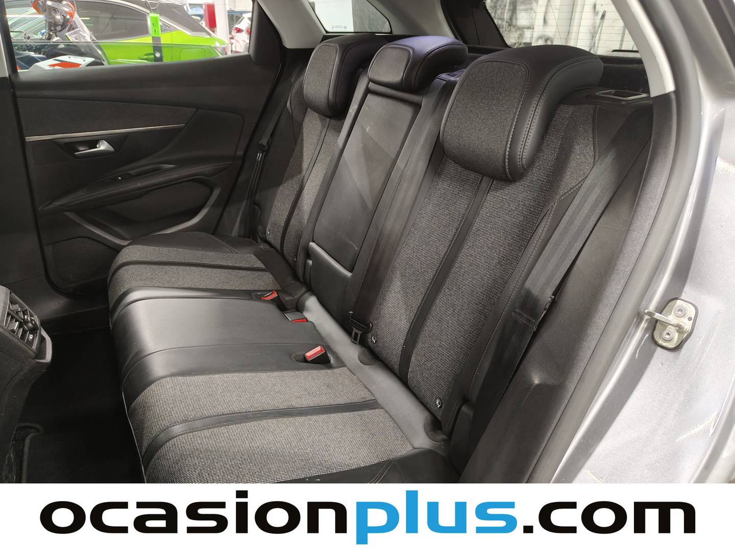 Foto asientos traseros Peugeot 3008 Peugeot 3008 PureTech 130 Allure EAT8  (130 CV)