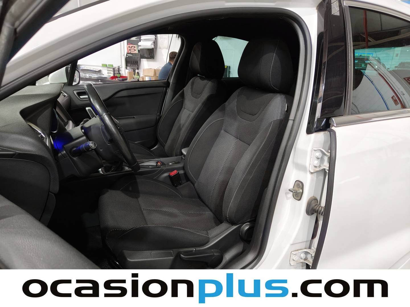 Foto asientos delanteros DS DS 4 DS DS4 PureTech 130 S&S Desire  (131 CV)