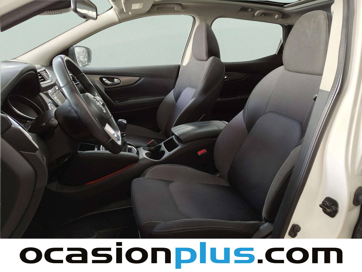 Foto asientos delanteros Nissan QASHQAI Nissan Qashqai DIG-T 140 N-Connecta 4x2 (140 CV)