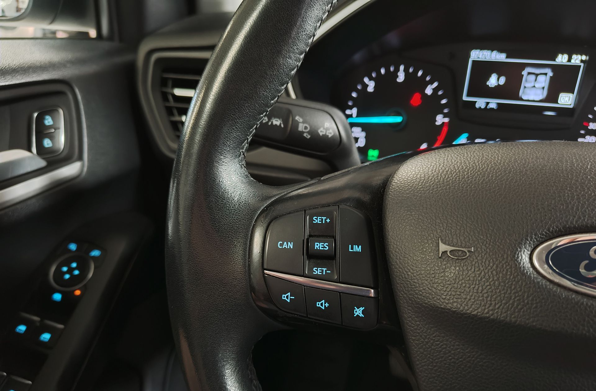 Ford Focus 1.5 EcoBlue Trend Edition - foto 21