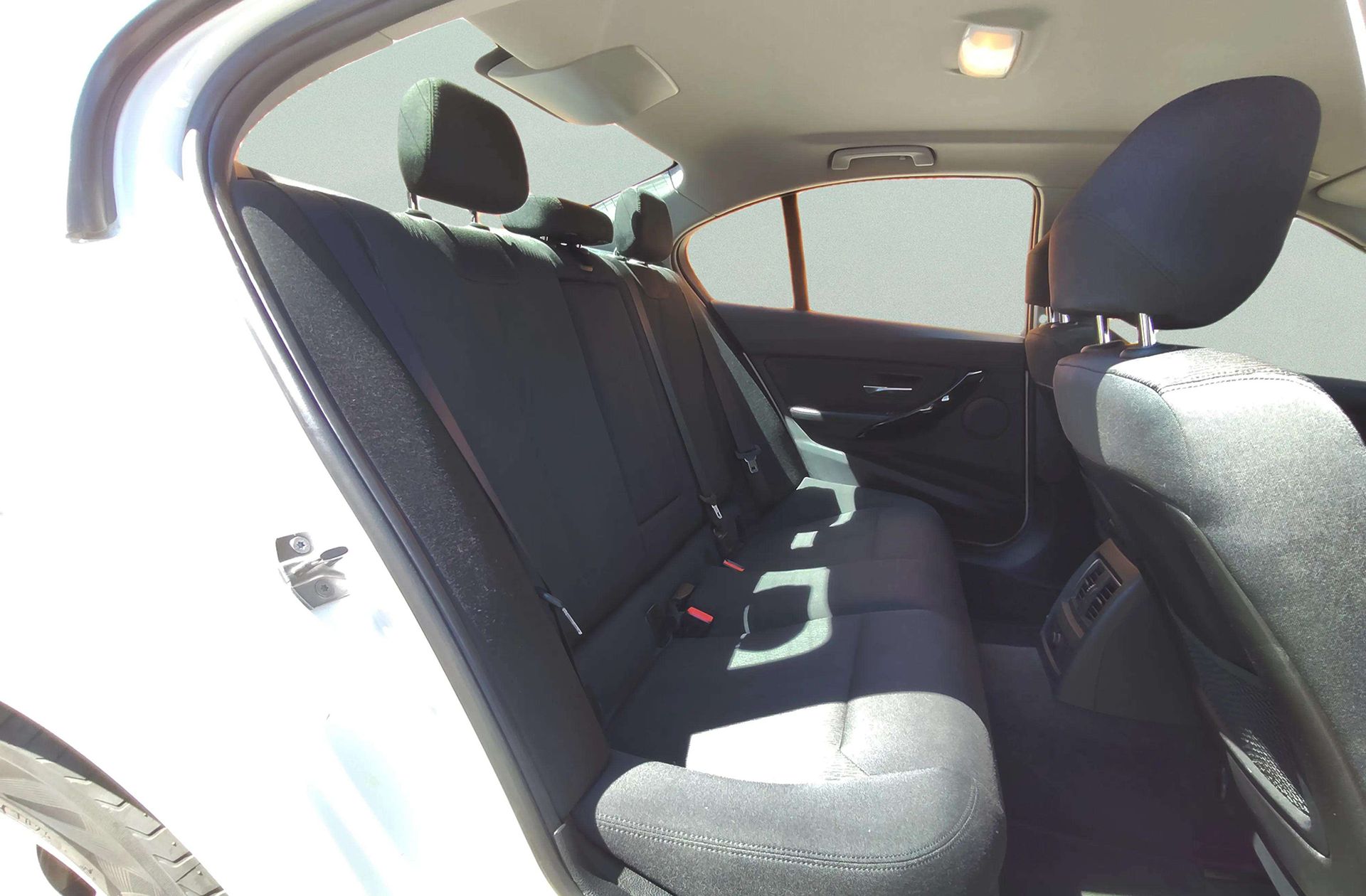 BMW Serie 3 318d Business - foto 21