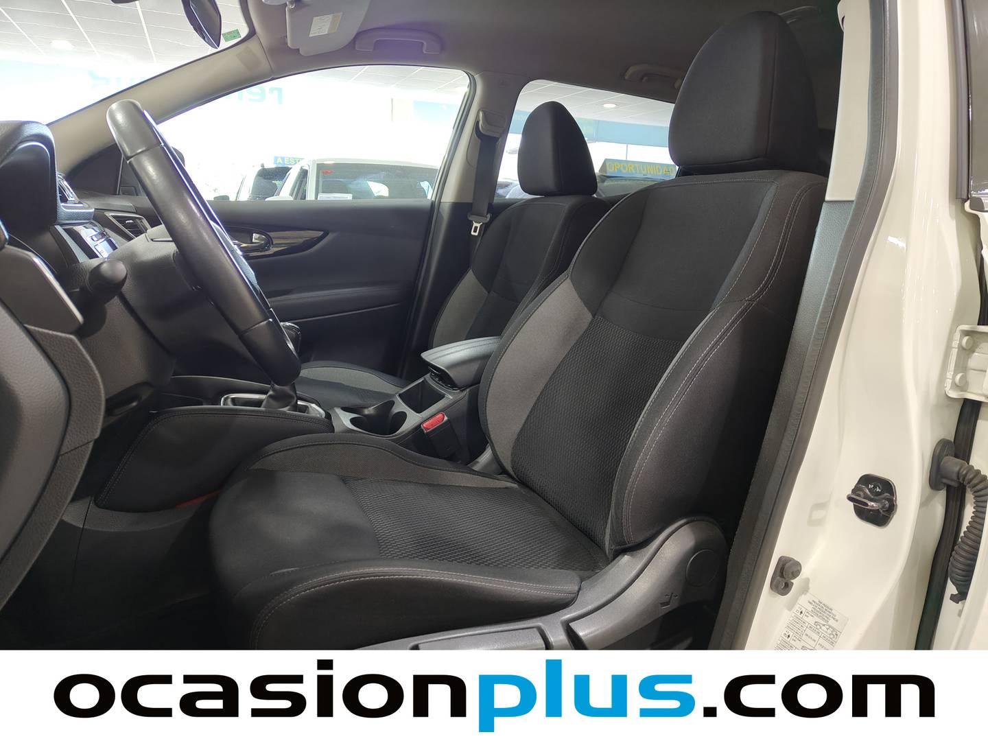 Foto asientos delanteros Nissan QASHQAI Nissan Qashqai DIG-T 140 Acenta 4x2 (140 CV)