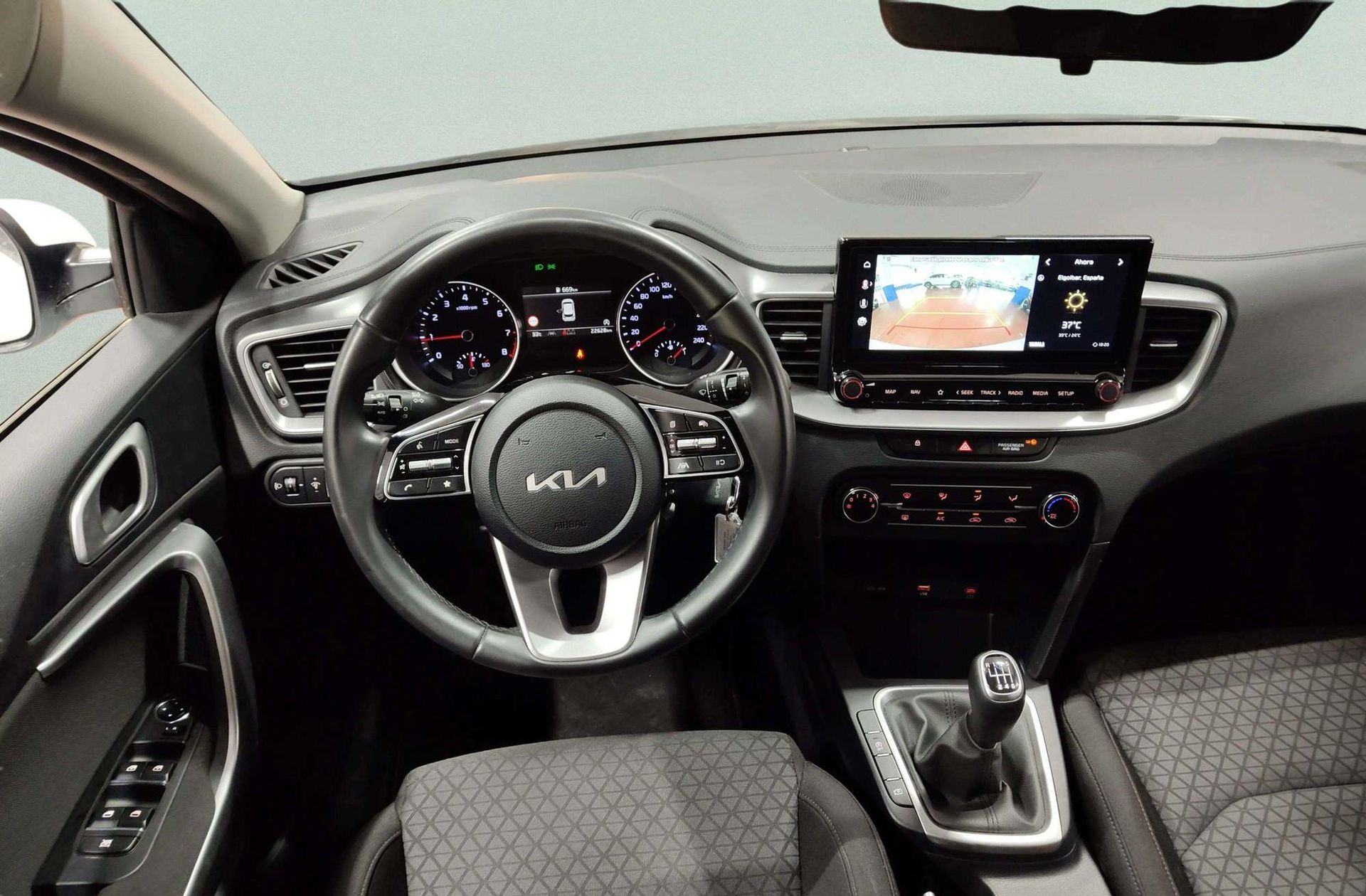 Kia Ceed 1.0 T-GDi Concept - foto 25